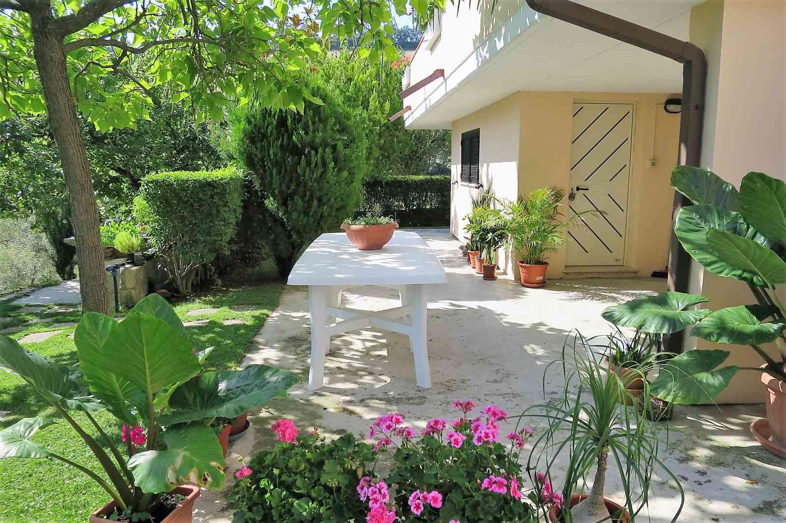 Country Houses Country Houses for sale Loreto Aprutino (PE), Casa Nespolo - Loreto Aprutino - EUR 263.952 320