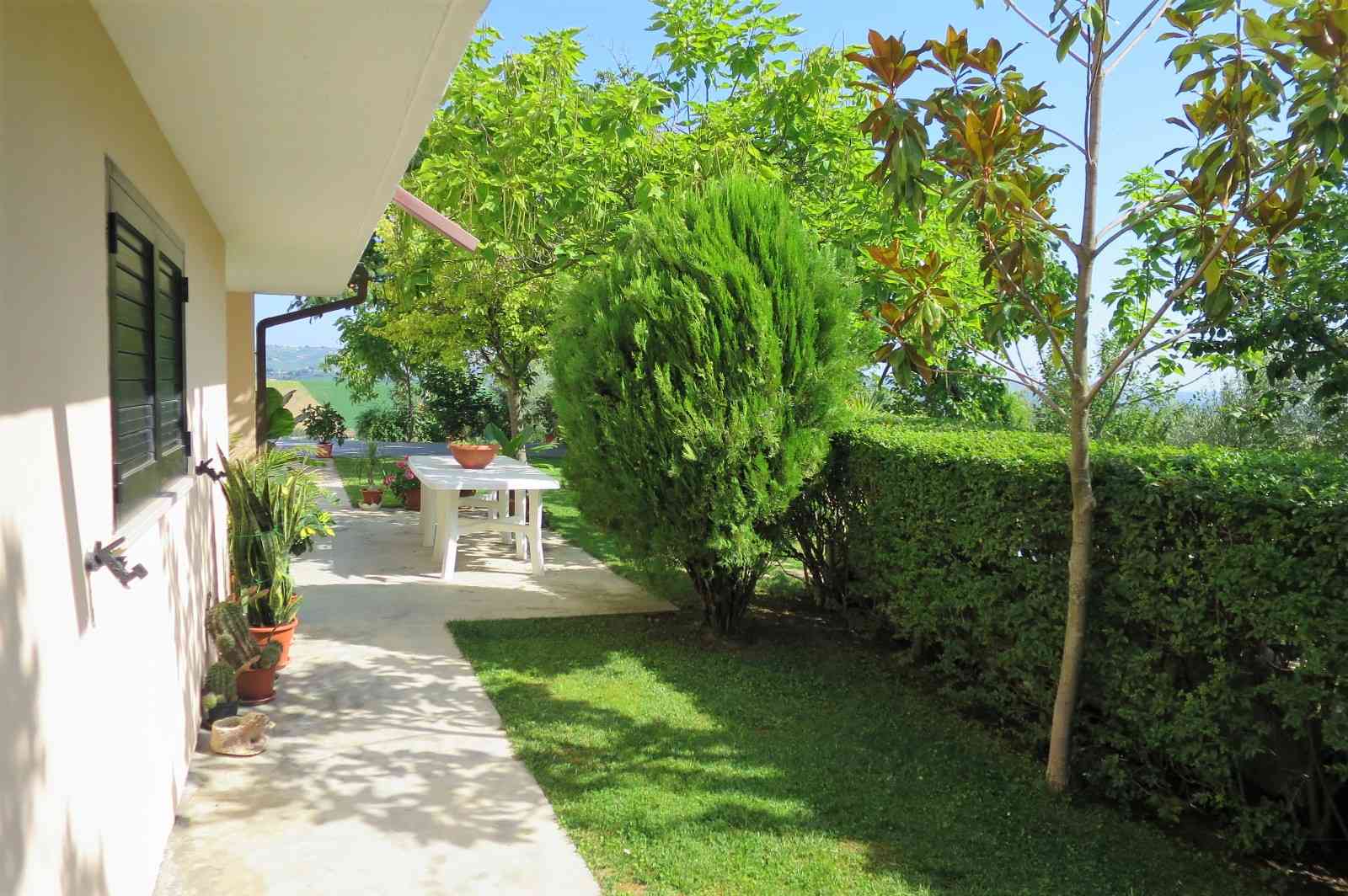 Country Houses Country Houses for sale Loreto Aprutino (PE), Casa Nespolo - Loreto Aprutino - EUR 263.952 330