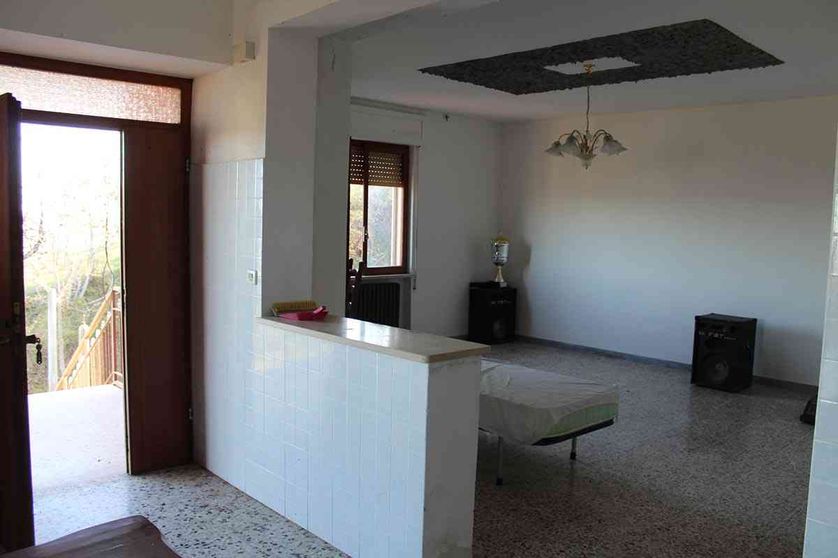 Country Houses Country Houses for sale Bisenti (TE), Casa Colombe - Bisenti - EUR 85.111 360