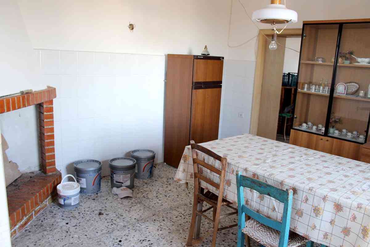 Country Houses Country Houses for sale Bisenti (TE), Casa Colombe - Bisenti - EUR 85.111 370
