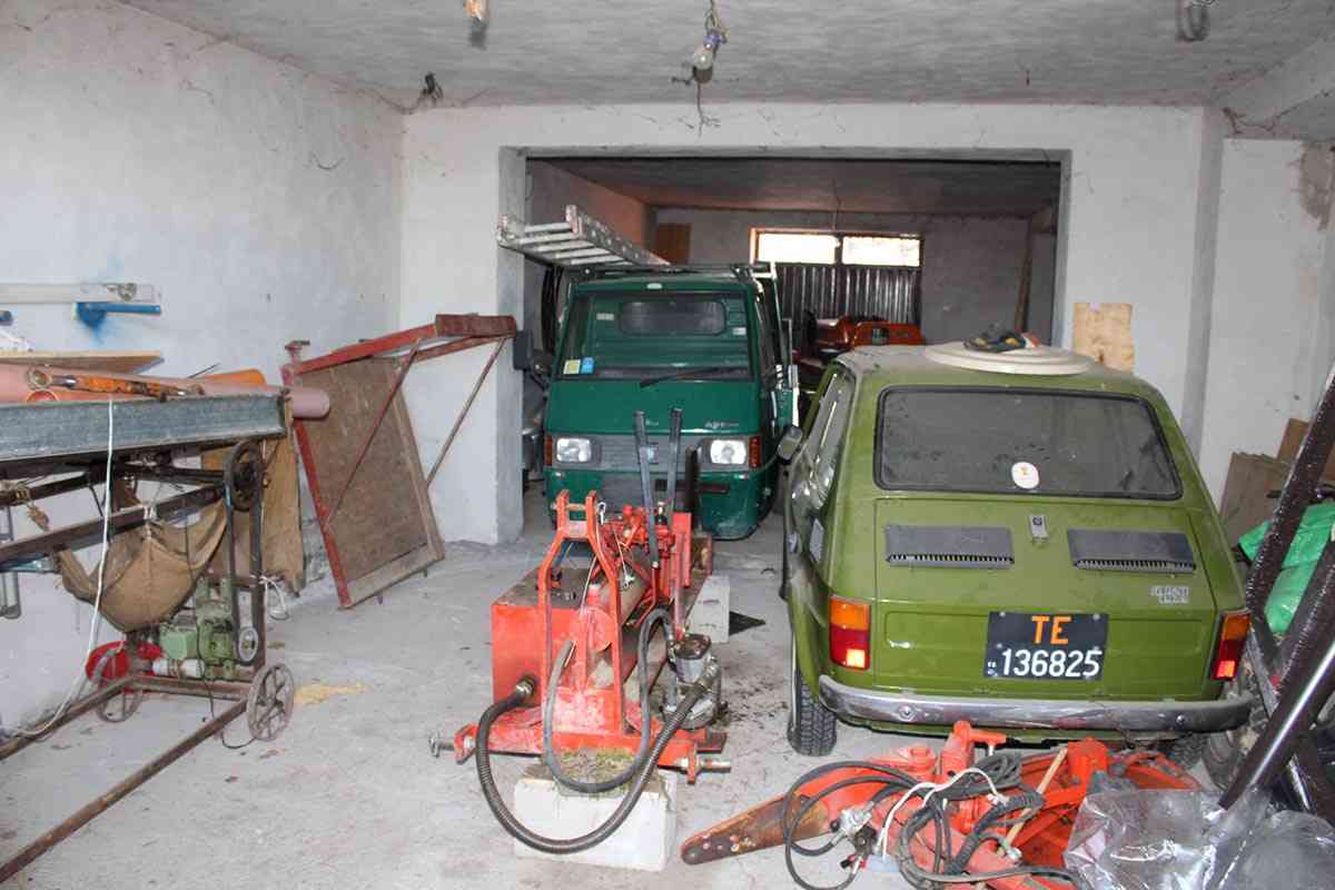 Country Houses Country Houses for sale Bisenti (TE), Casa Colombe - Bisenti - EUR 85.111 440