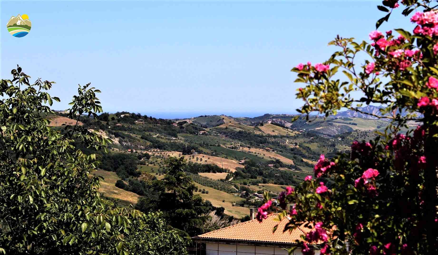 Country Houses Country Houses for sale Bisenti (TE), Casa Colombe - Bisenti - EUR 85.111 470