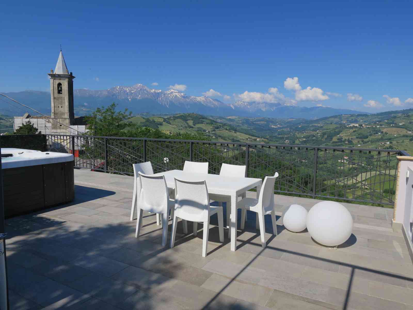 Casa in paese Casa in paese in vendita Montefino (TE), Casa Montefiore - Montefino - EUR 245.674 10