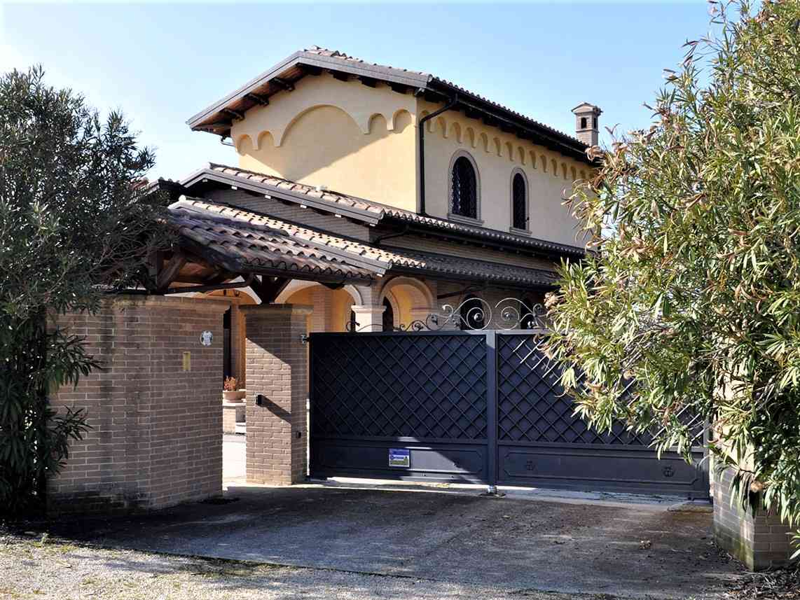 Villa Villa in vendita Tortoreto (TE), Villa Bianca - Tortoreto - EUR 578.919 360