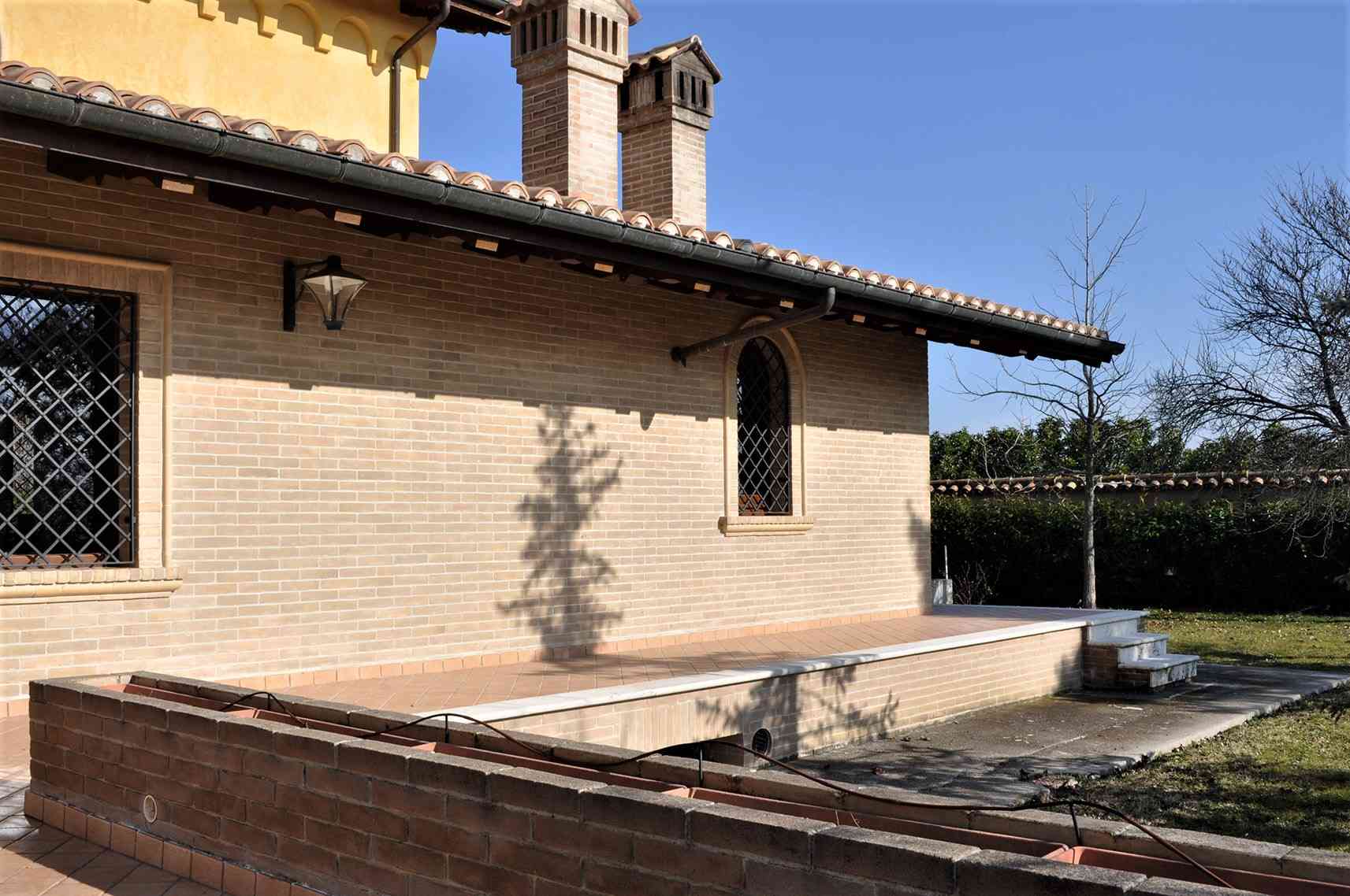 Villa Villa in vendita Tortoreto (TE), Villa Bianca - Tortoreto - EUR 578.919 420