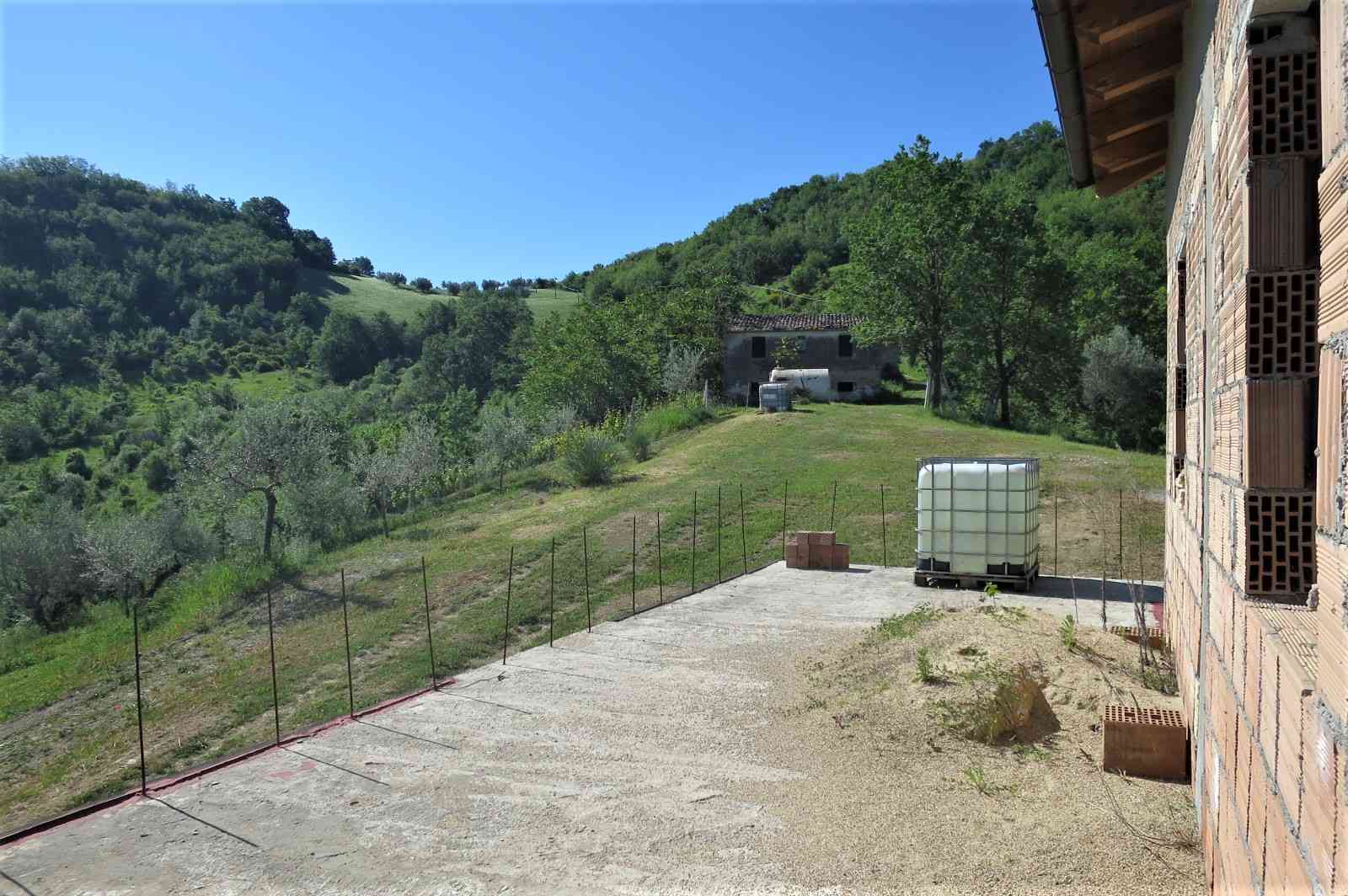 Country Houses Country Houses for sale Castiglione Messer Raimondo (TE), Casa Paradiso - Castiglione Messer Raimondo - EUR 127.128 10