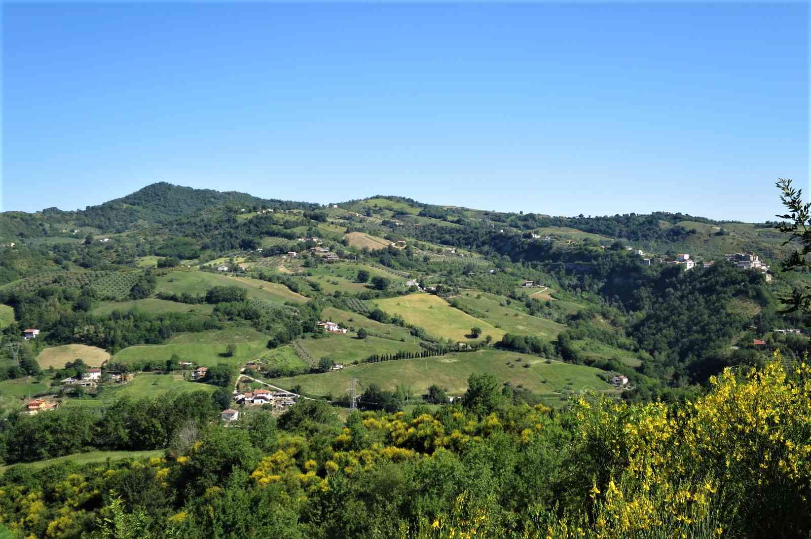 Country Houses Country Houses for sale Castiglione Messer Raimondo (TE), Casa Paradiso - Castiglione Messer Raimondo - EUR 127.128 670