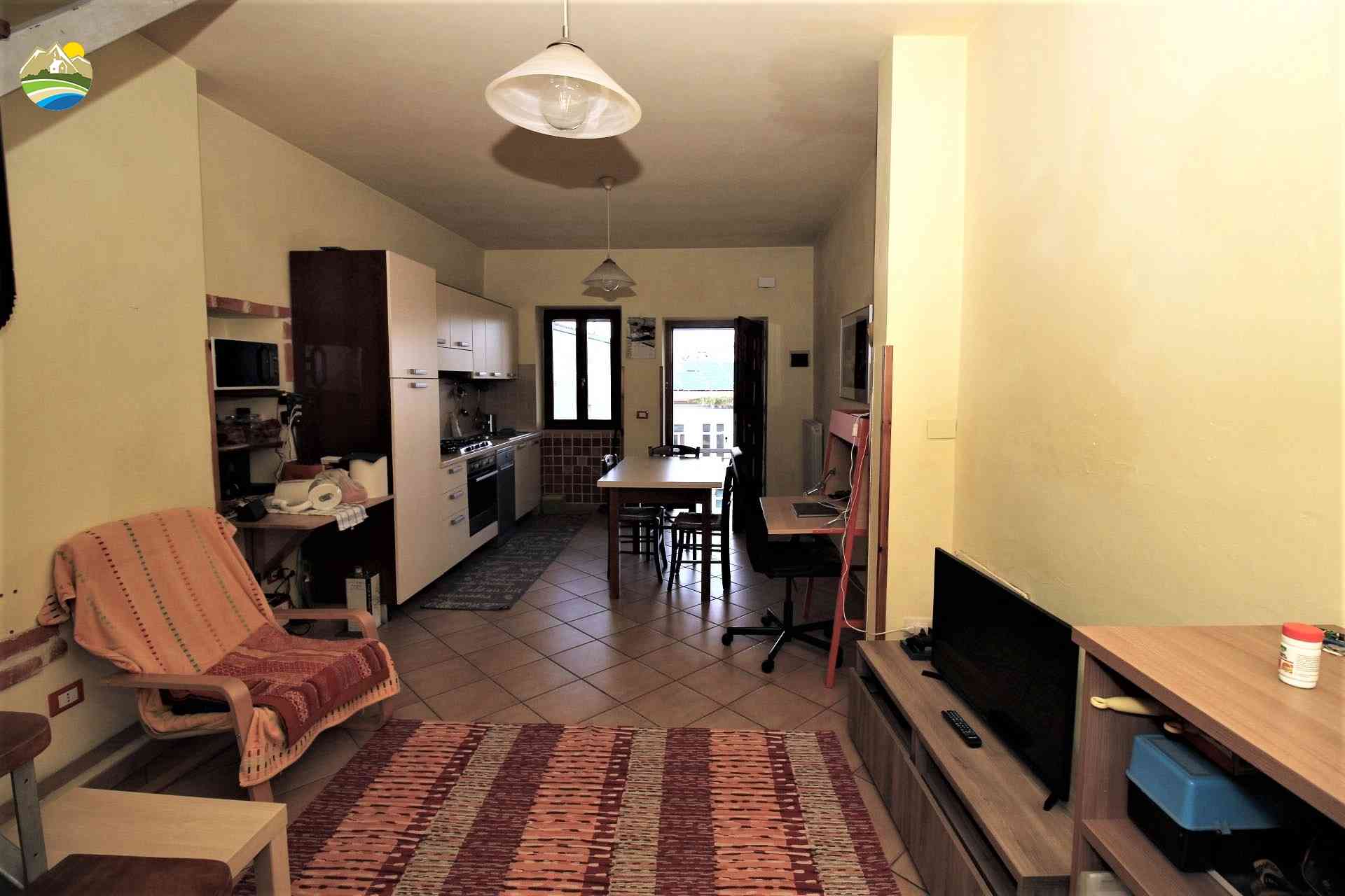 Casa in paese Casa in paese in vendita Castilenti (TE), Casa Alloro - Castilenti - EUR 60.076 700