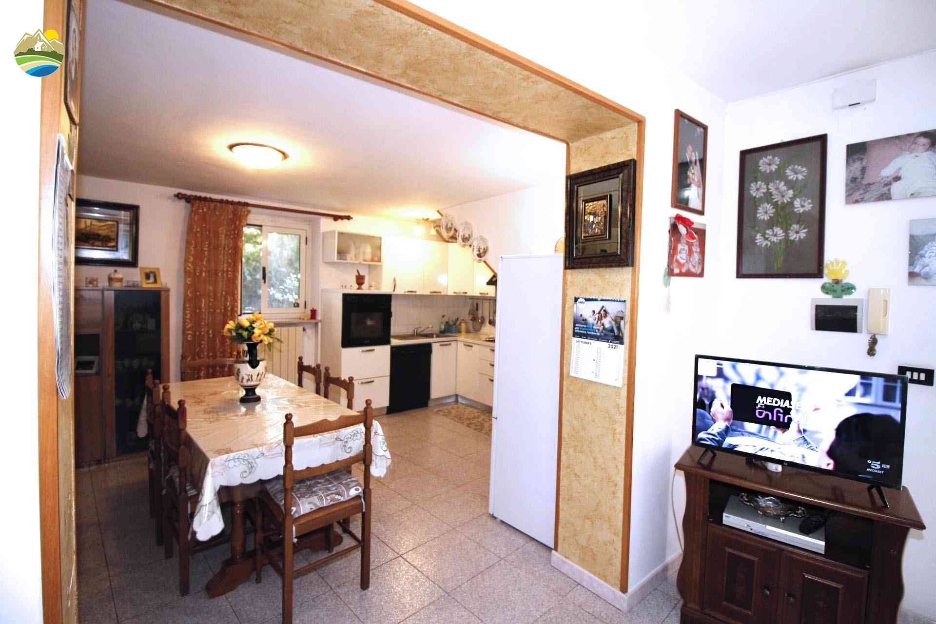 Townhouse Townhouse for sale Montefino (TE), Casa Peperone - Montefino - EUR 58.177 570