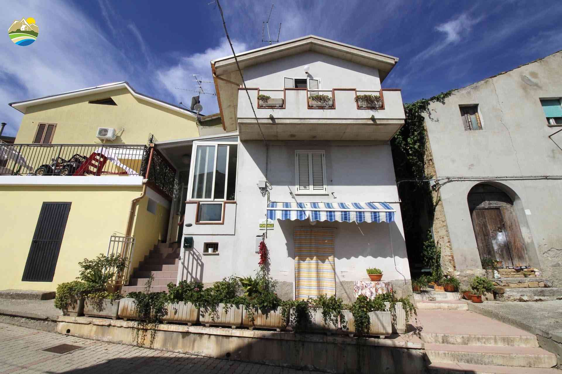 Townhouse Townhouse for sale Montefino (TE), Casa Peperone - Montefino - EUR 58.177 750