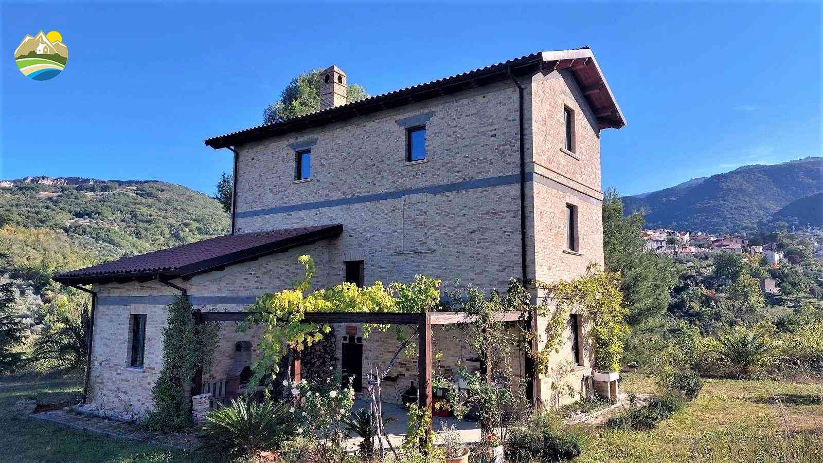 Country Houses Country Houses for sale Serramonacesca (PE), Casa Lyla - Serramonacesca - EUR 267.053 500