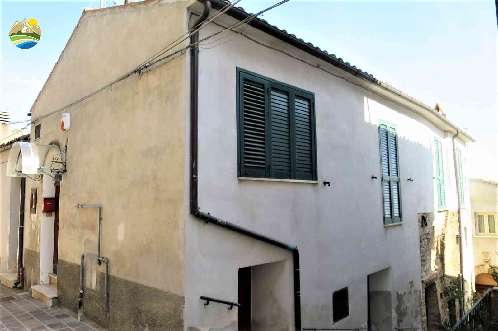 Semi-detached House Casa del Borgo - Montefino - EUR 78.362