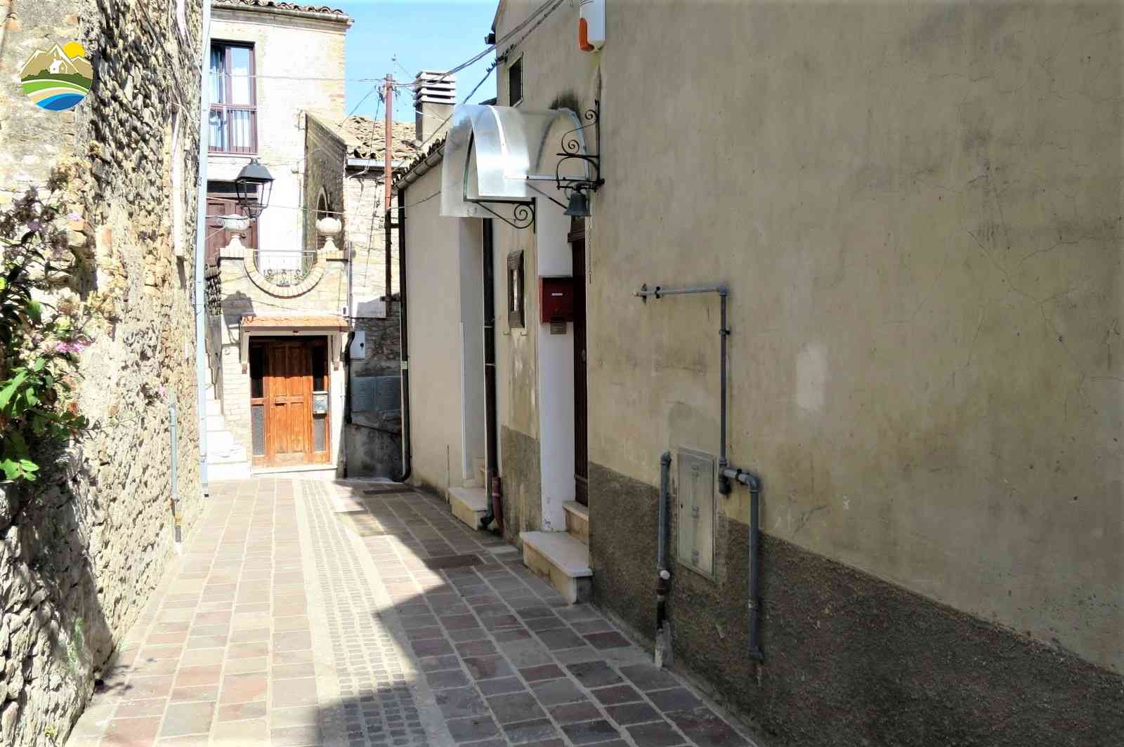 Townhouse Townhouse for sale Montefino (TE), Casa del Borgo - Montefino - EUR 80.438 510