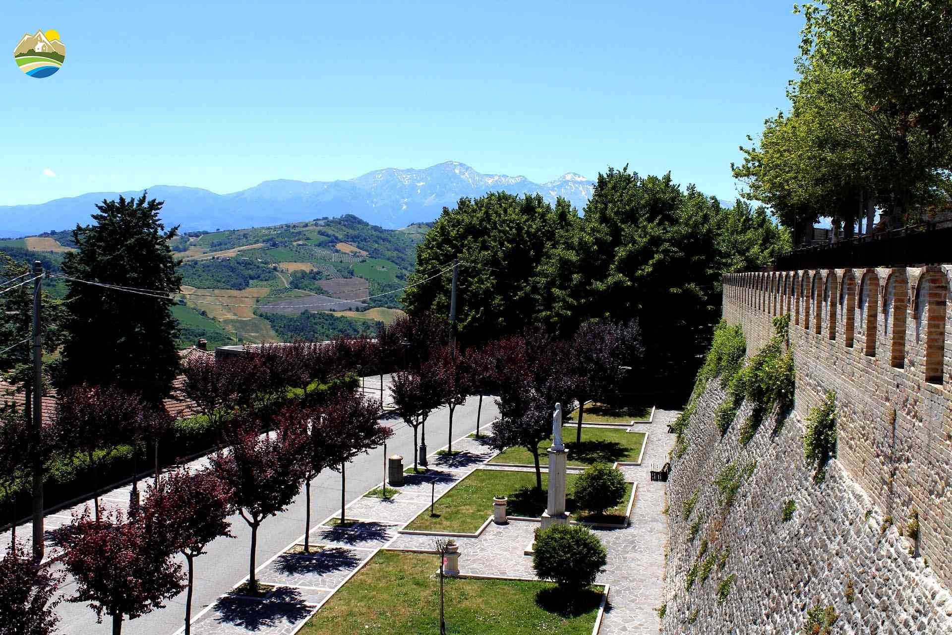 Country Houses Country Houses for sale Cellino Attanasio (TE), Casa 81 - Cellino Attanasio - EUR 81.922 640