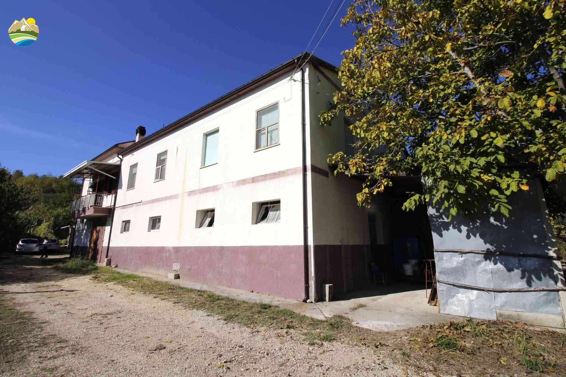 Casa di campagna Casa di campagna in vendita Bisenti (TE), Casa Montonico - Bisenti - EUR 148.473 540