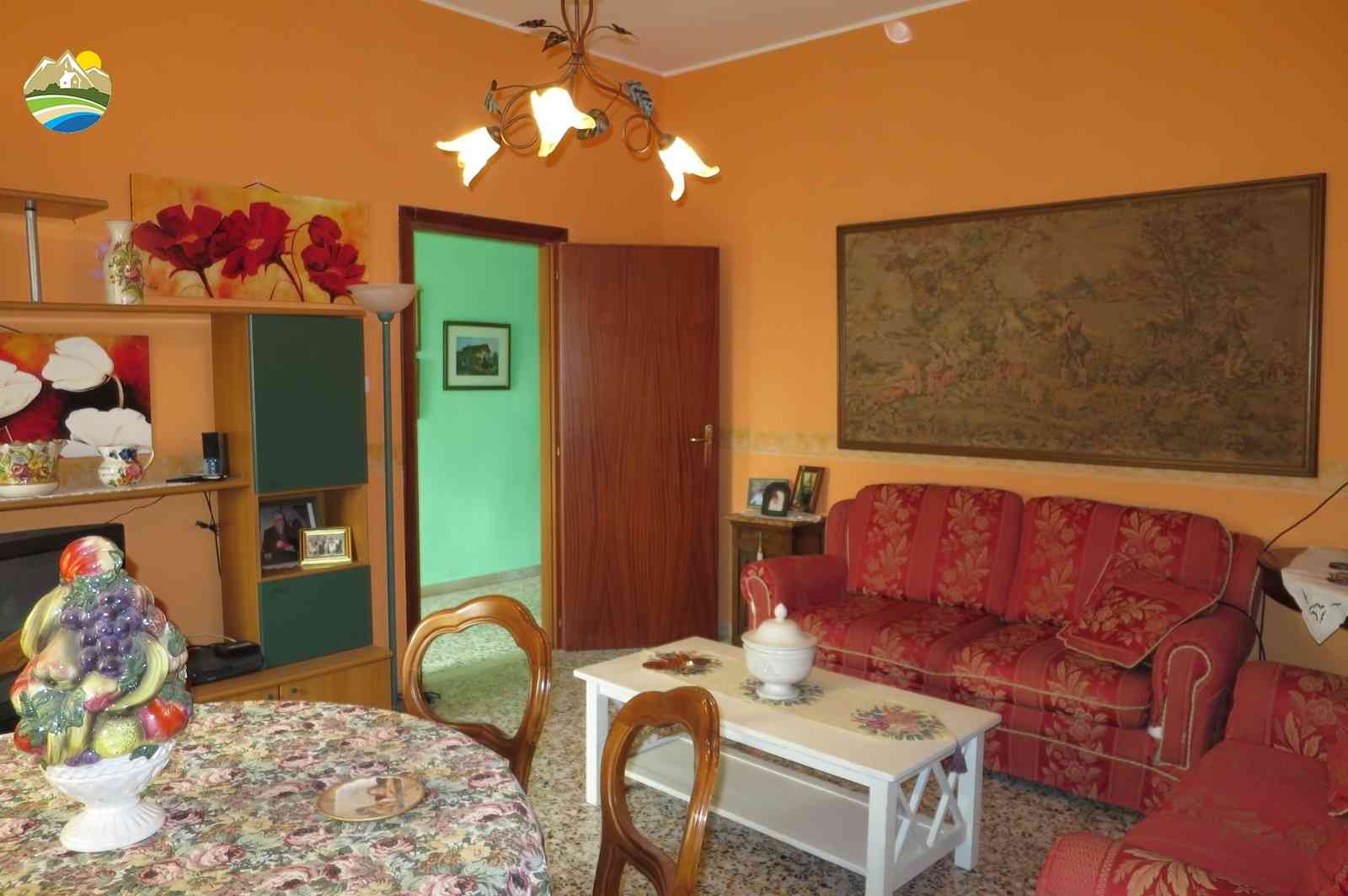 Townhouse Townhouse for sale Picciano (PE), Casa Pesco - Picciano - EUR 42.000 580