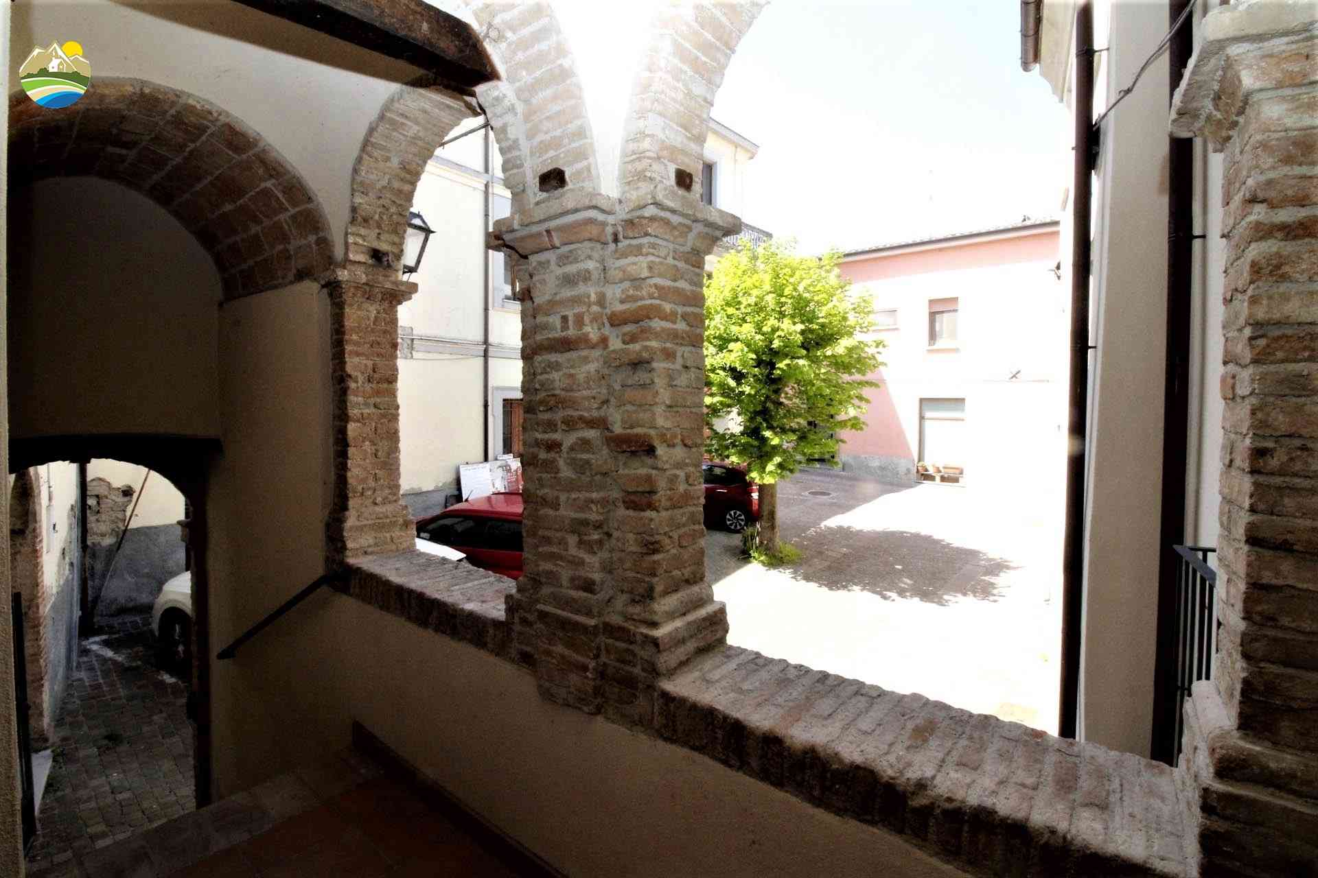 Country Houses Appartamento De Carolis - Bisenti - EUR 84.107