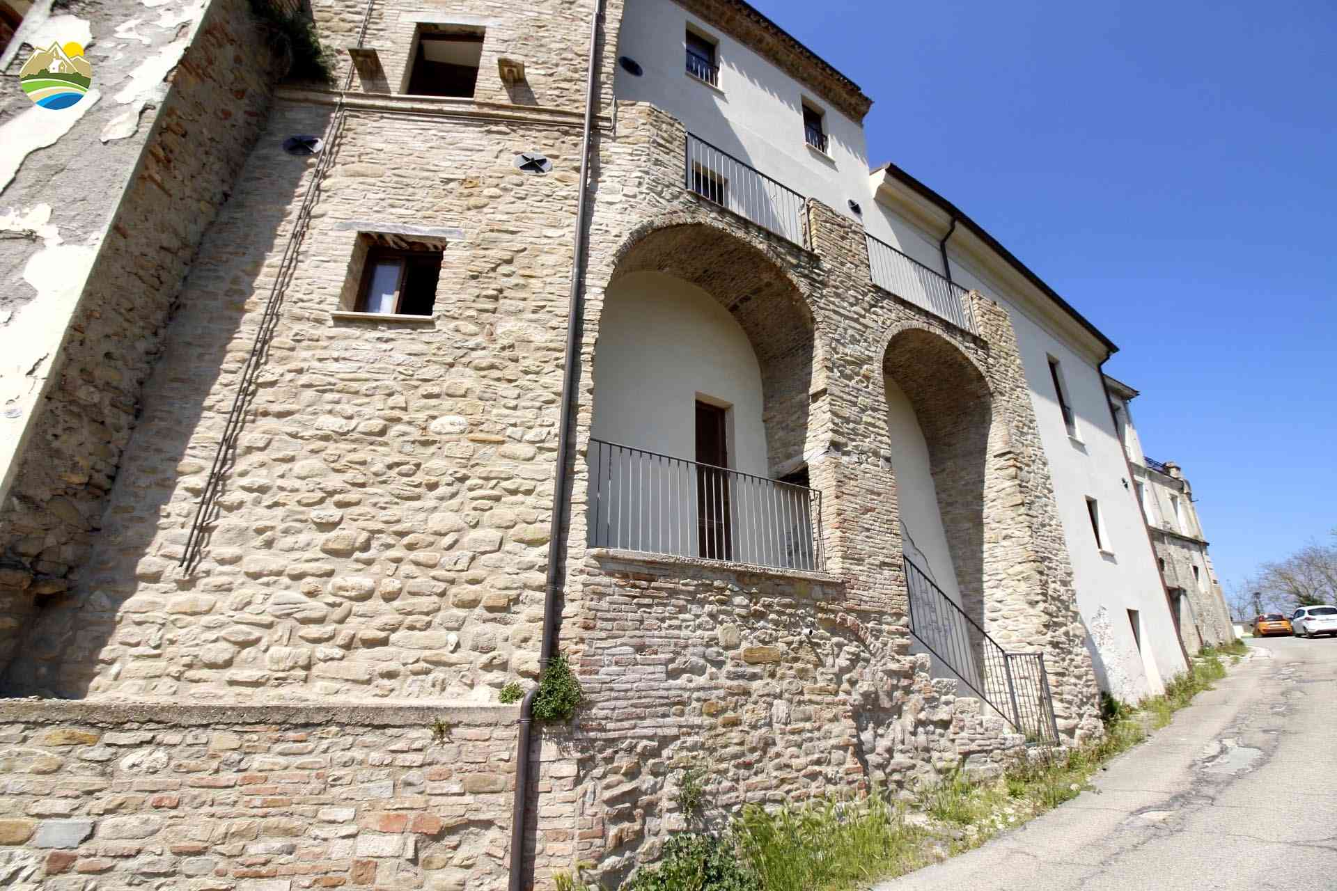 Country Houses Country Houses for sale Bisenti (TE), Appartamento De Carolis - Bisenti - EUR 83.297 580
