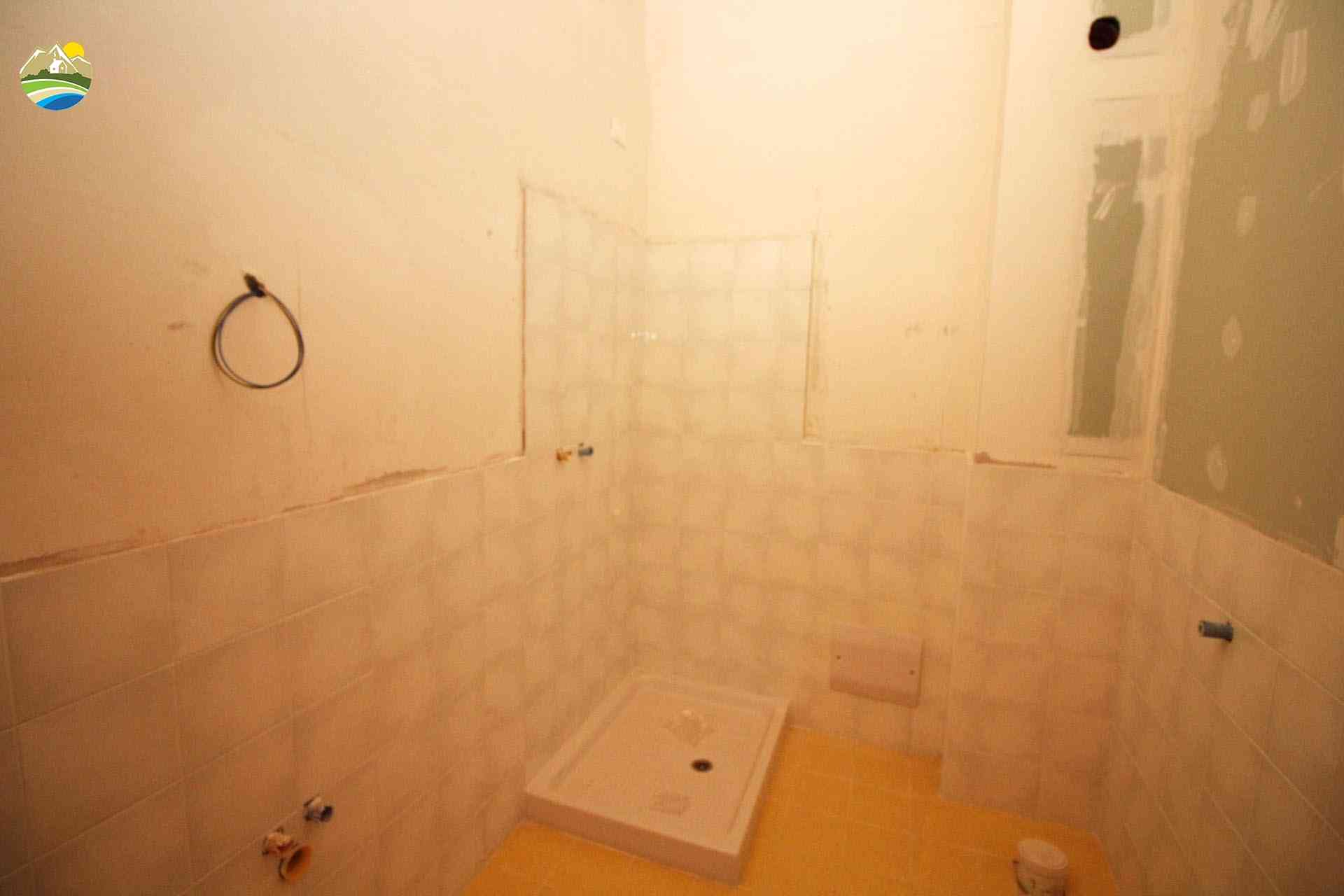 Country Houses Country Houses for sale Bisenti (TE), Appartamento De Carolis - Bisenti - EUR 82.956 650