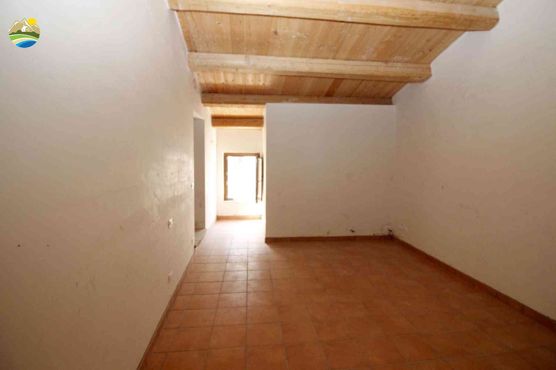 Country Houses Country Houses for sale Bisenti (TE), Appartamento De Carolis - Bisenti - EUR 82.956 680