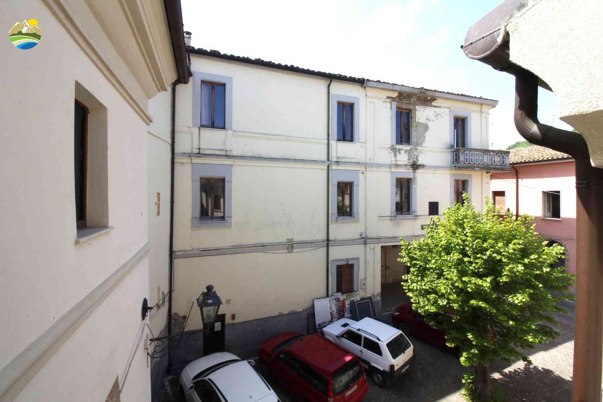 Country Houses Country Houses for sale Bisenti (TE), Appartamento De Carolis - Bisenti - EUR 82.956 770