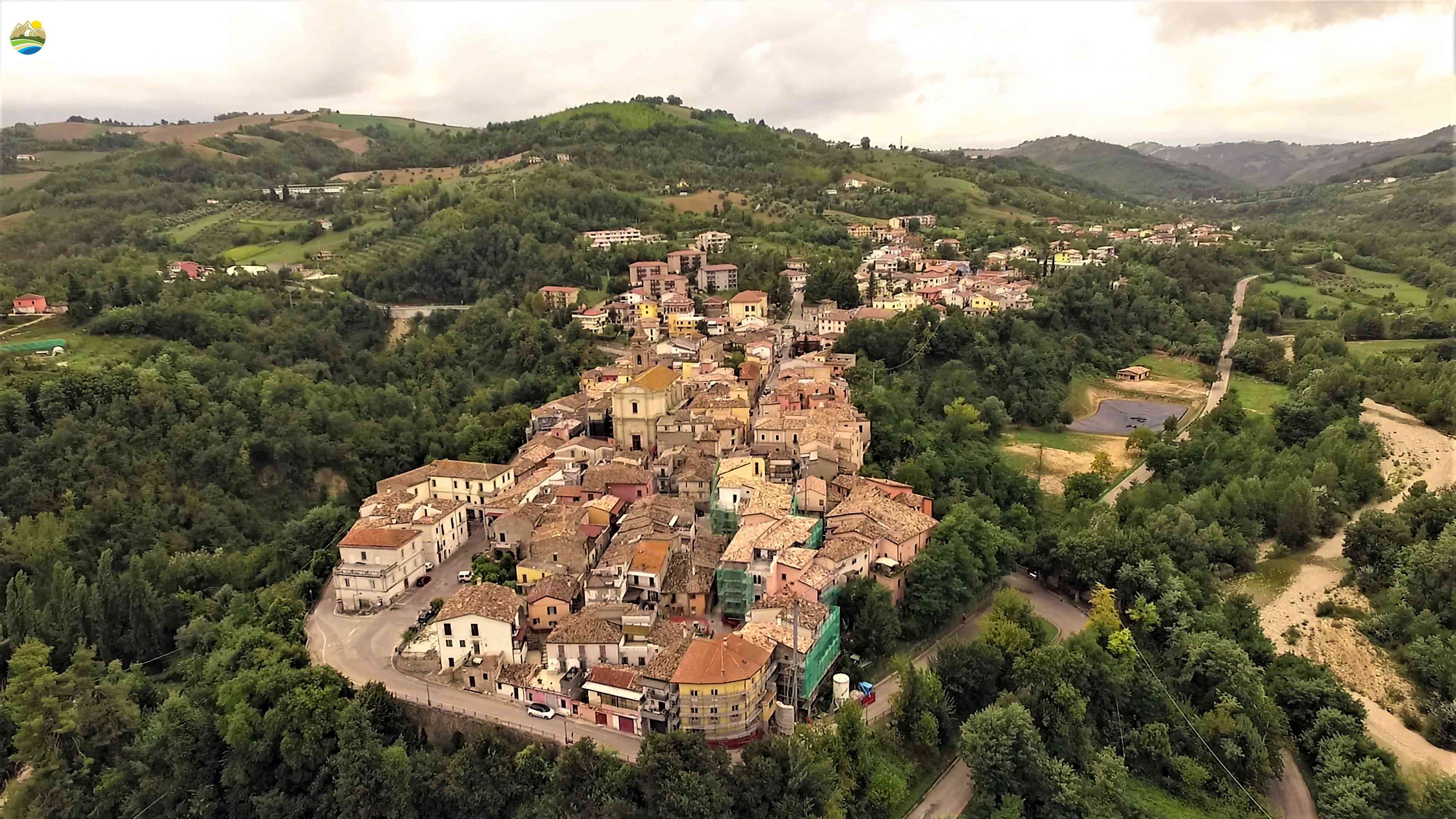 Country Houses Country Houses for sale Bisenti (TE), Appartamento De Carolis - Bisenti - EUR 82.956 820