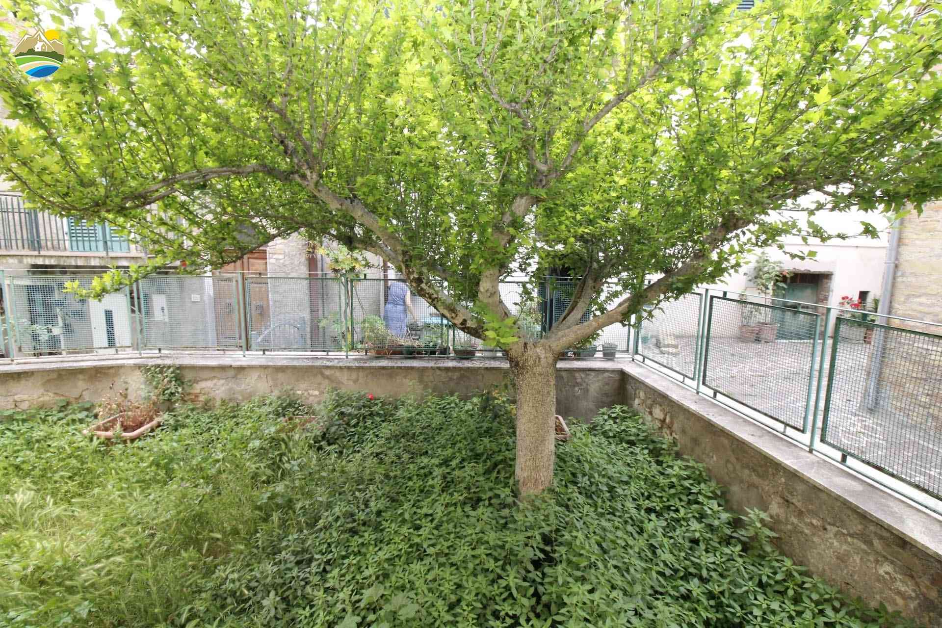 Townhouse Townhouse for sale Cellino Attanasio (TE), Casa del Priore - Cellino Attanasio - EUR 105.000 580