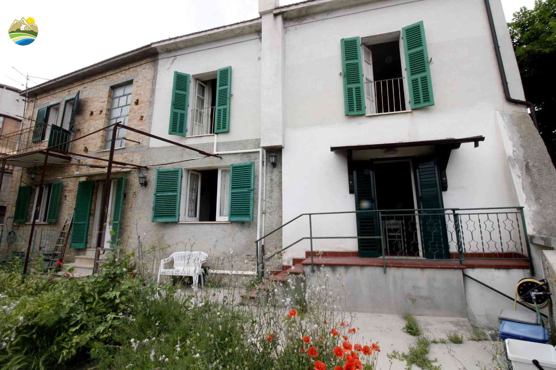 Townhouse Townhouse for sale Cellino Attanasio (TE), Casa del Priore - Cellino Attanasio - EUR 105.000 790