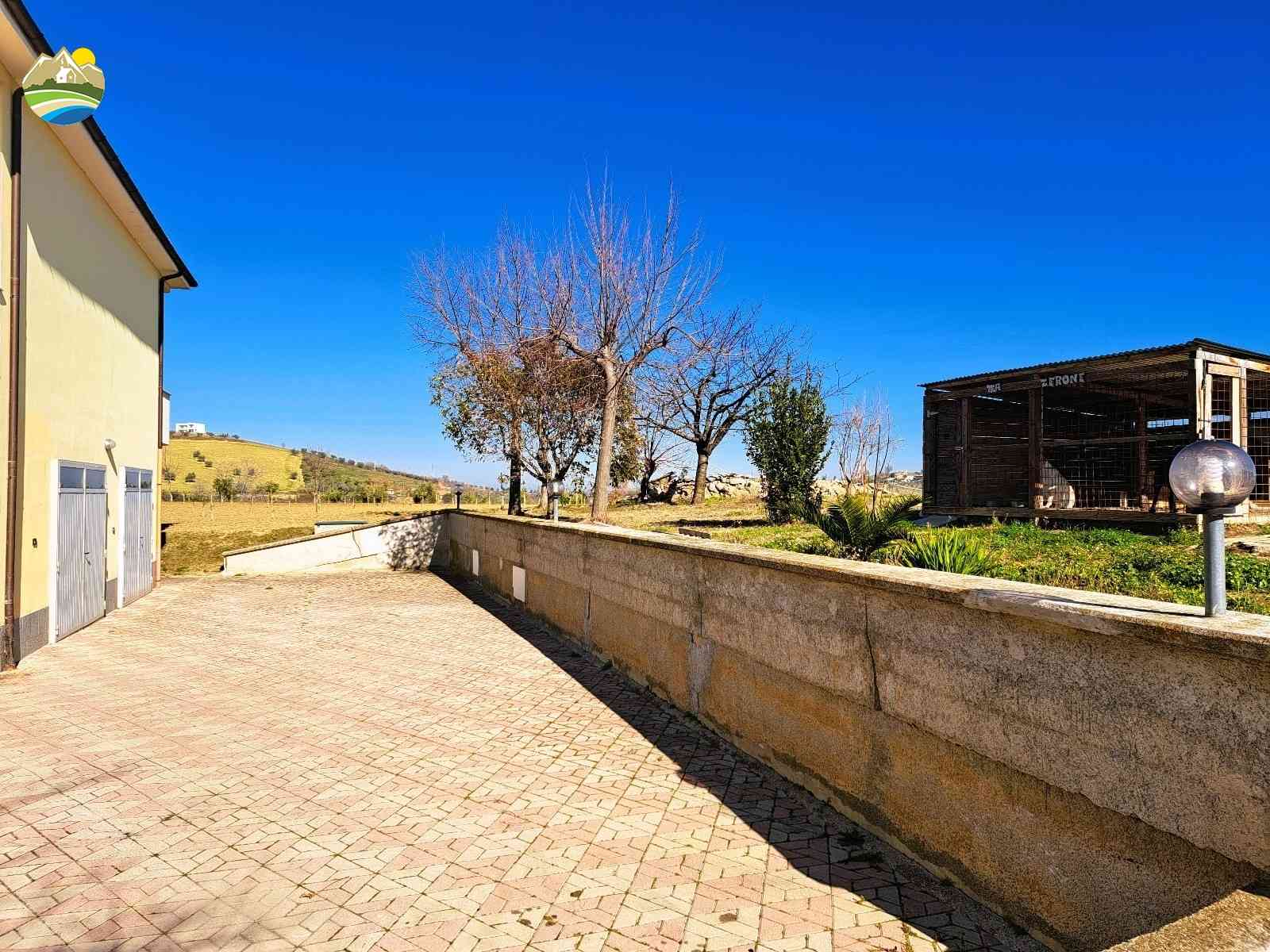 Country Houses Country Houses for sale Montefino (TE), Casa Fiorella - Montefino - EUR 199.310 580