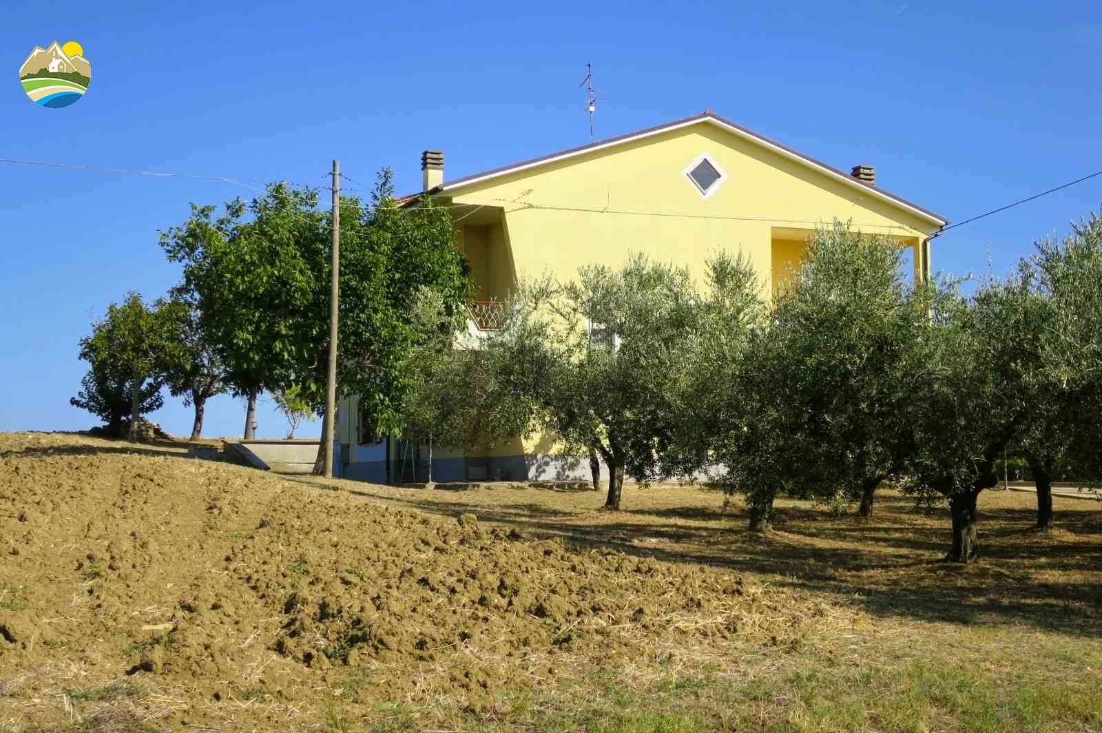 Country Houses Country Houses for sale Montefino (TE), Casa Fiorella - Montefino - EUR 209.138 590 small