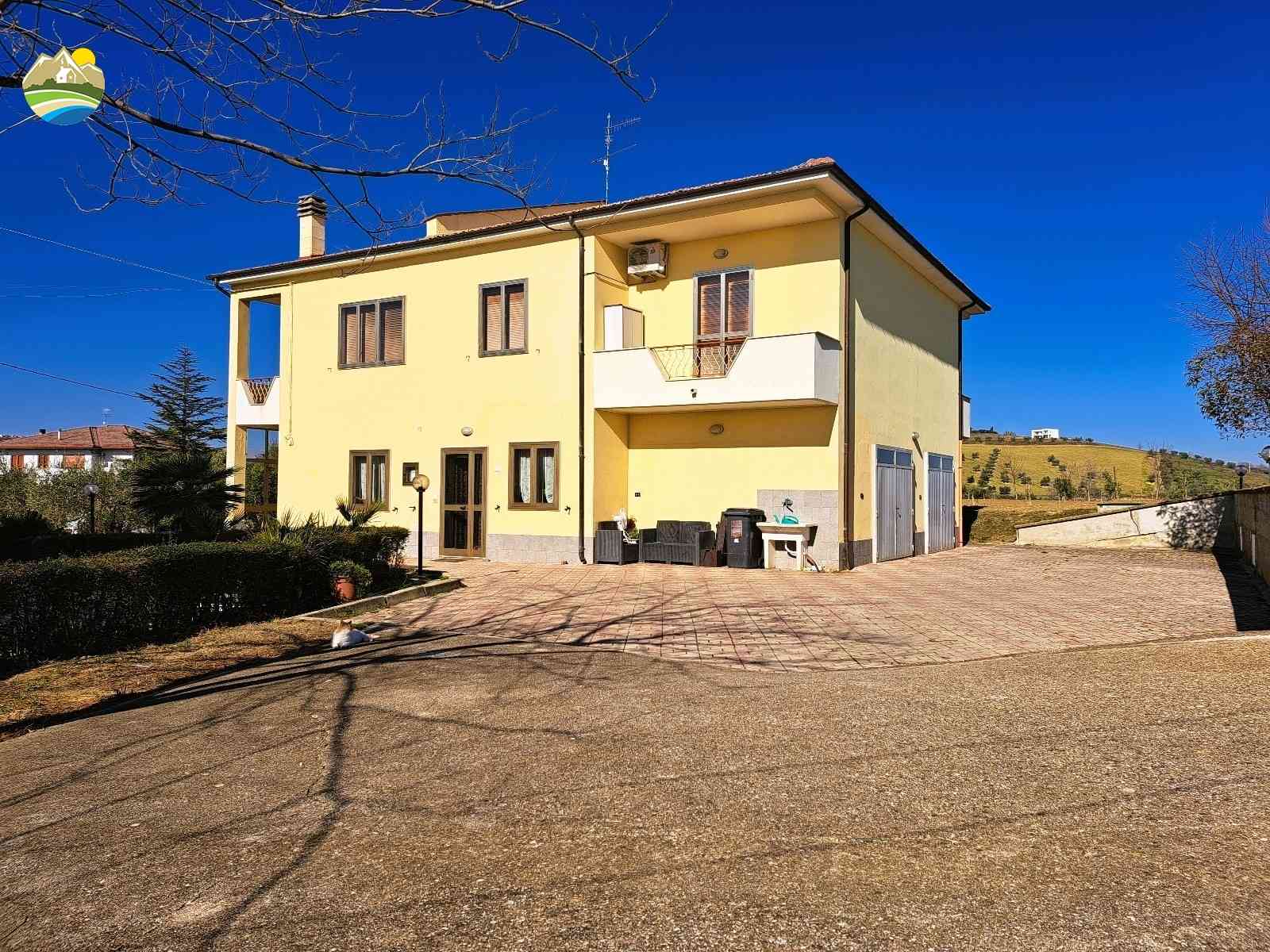 Country Houses Country Houses for sale Montefino (TE), Casa Fiorella - Montefino - EUR 209.138 600