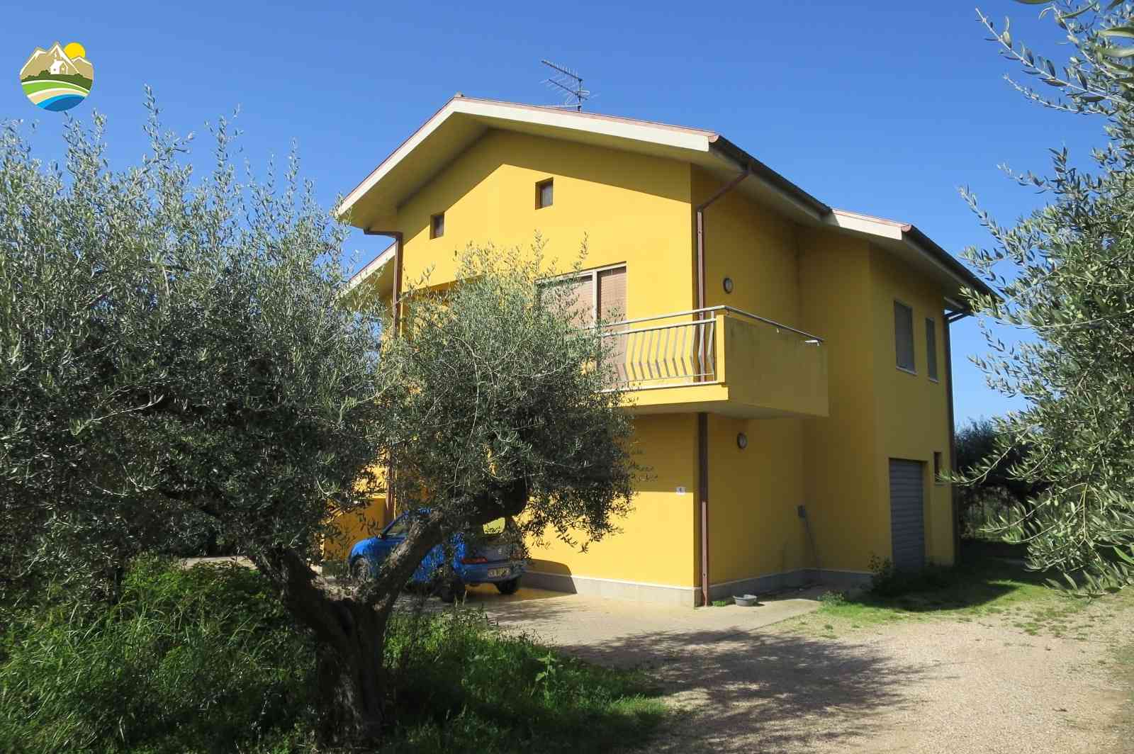 Country Houses Country Houses for sale Elice (PE), Casa del Sole - Elice - EUR 259.967 570