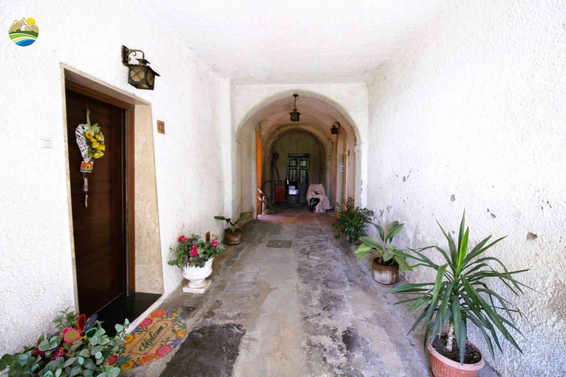Townhouse Townhouse for sale Pianella (PE), Casa della Torre - Pianella - EUR 37.707 610