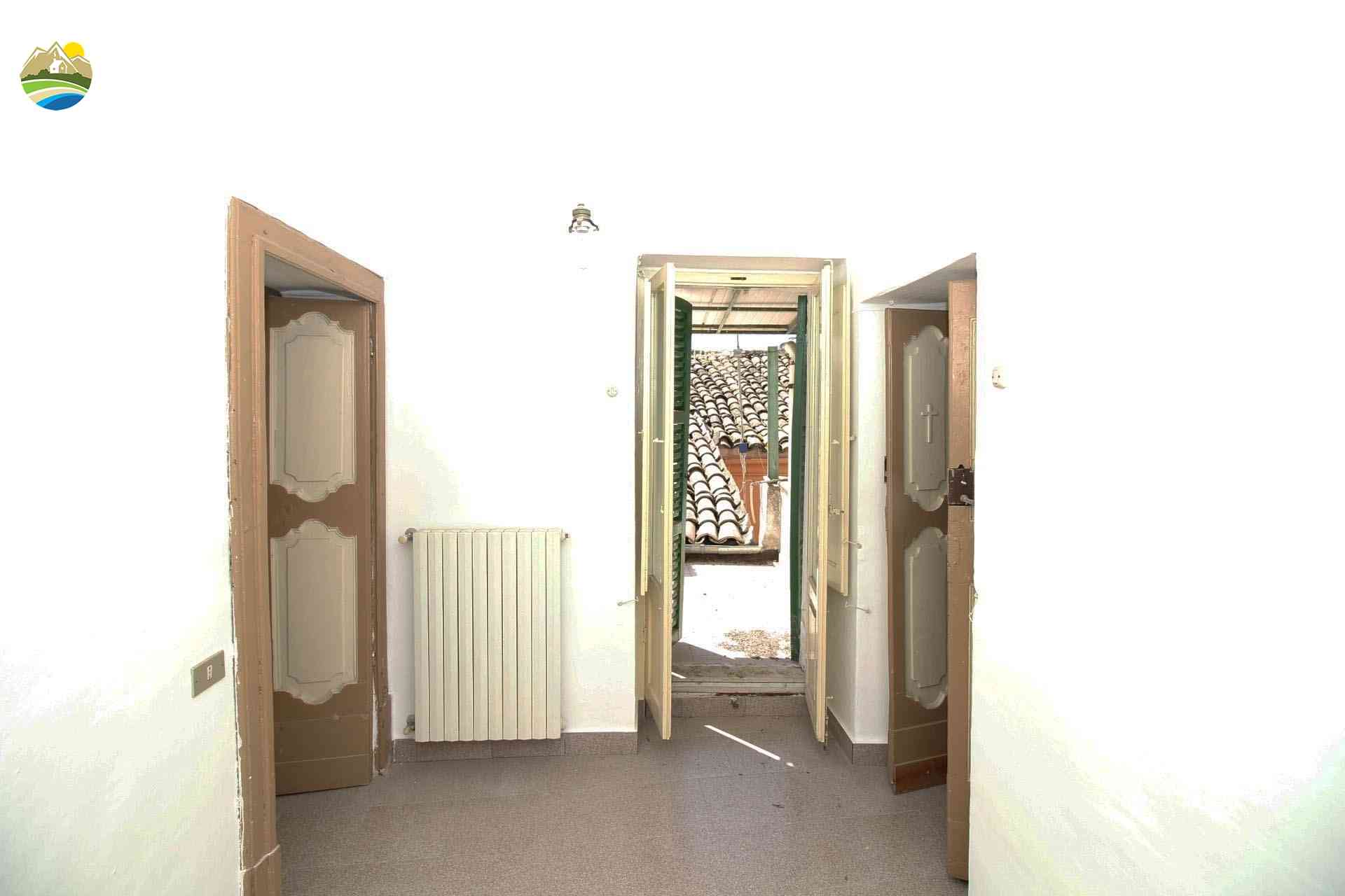 Townhouse Townhouse for sale Pianella (PE), Casa della Torre - Pianella - EUR 37.707 690