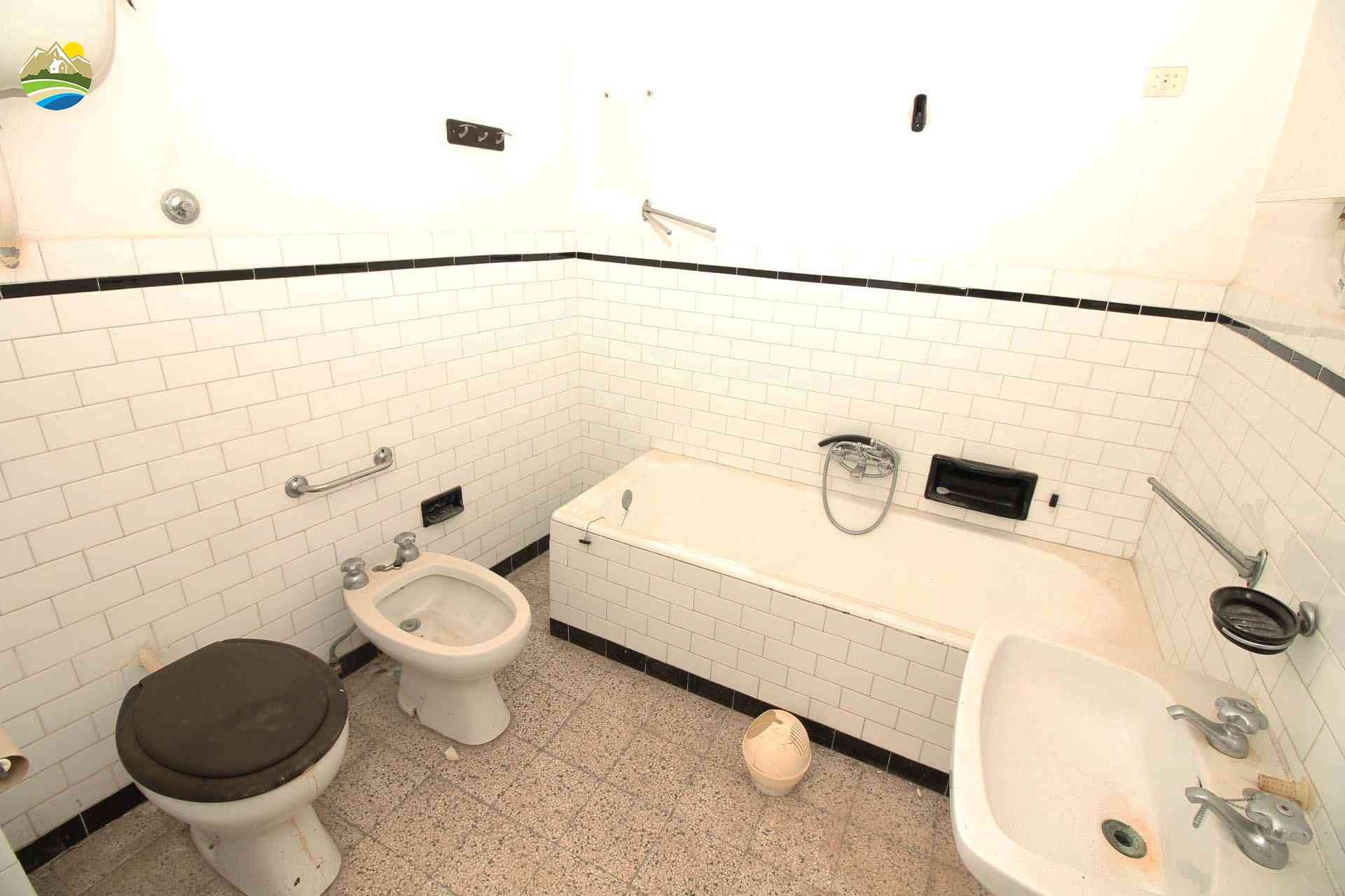 Townhouse Townhouse for sale Pianella (PE), Casa della Torre - Pianella - EUR 37.707 770