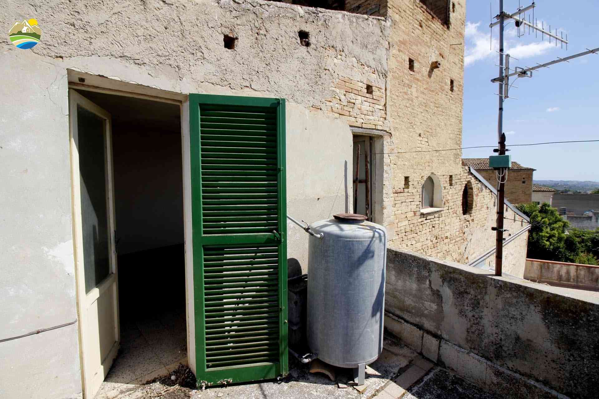 Townhouse Townhouse for sale Pianella (PE), Casa della Torre - Pianella - EUR 37.707 810