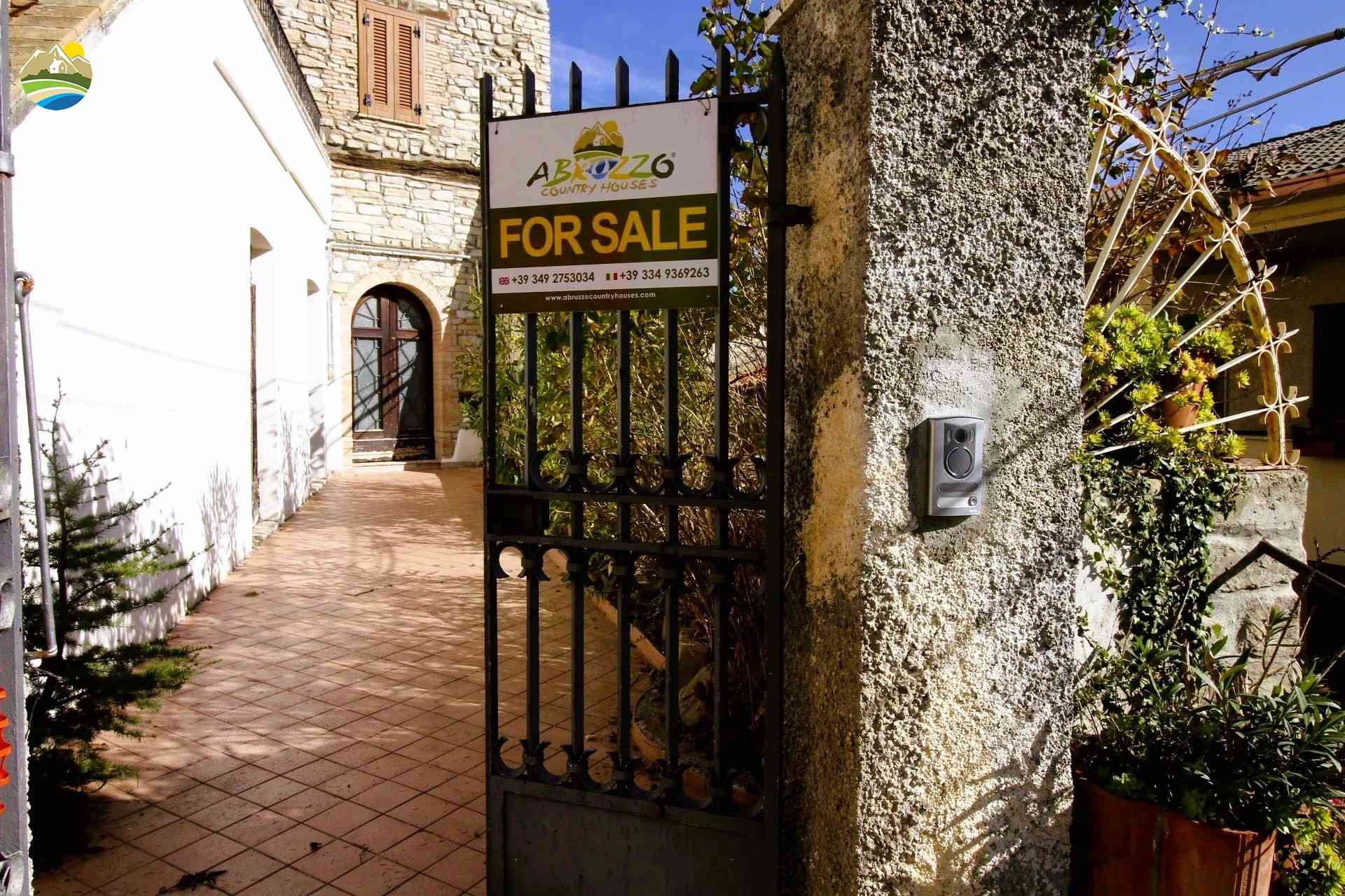 Townhouse Townhouse for sale Arsita (TE), Casa Bacucco - Arsita - EUR 63.278 580