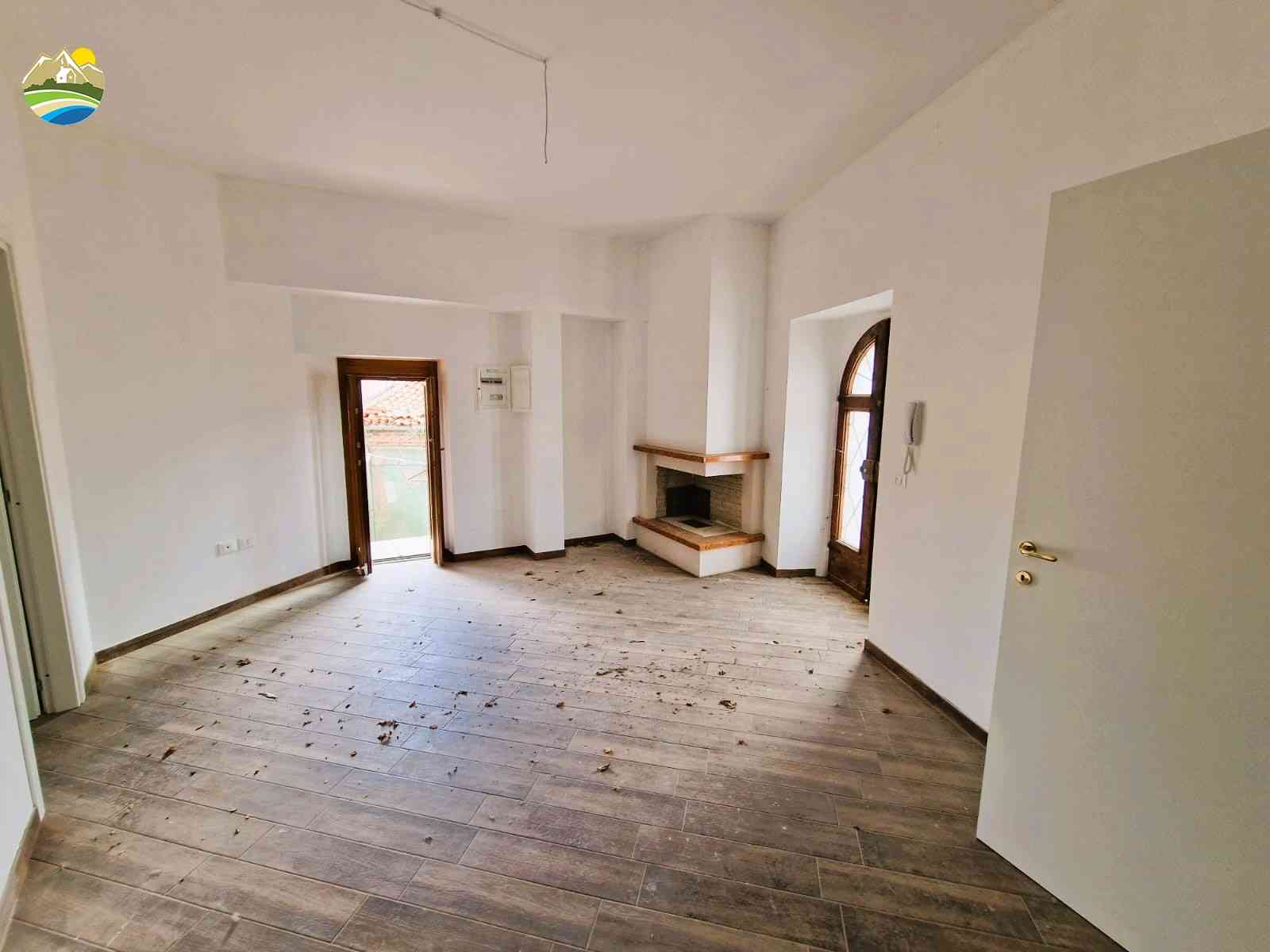Townhouse Townhouse for sale Arsita (TE), Casa Bacucco - Arsita - EUR 63.278 620