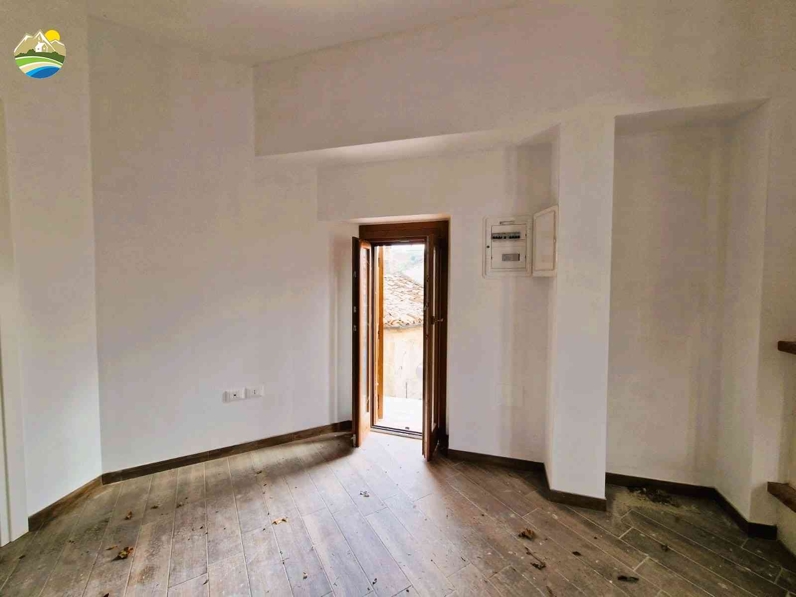 Townhouse Townhouse for sale Arsita (TE), Casa Bacucco - Arsita - EUR 63.278 640