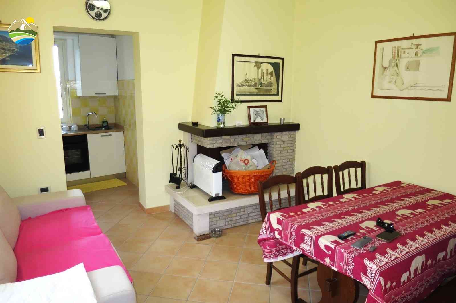 Townhouse Casa Bomboniera - Picciano - EUR 50.542
