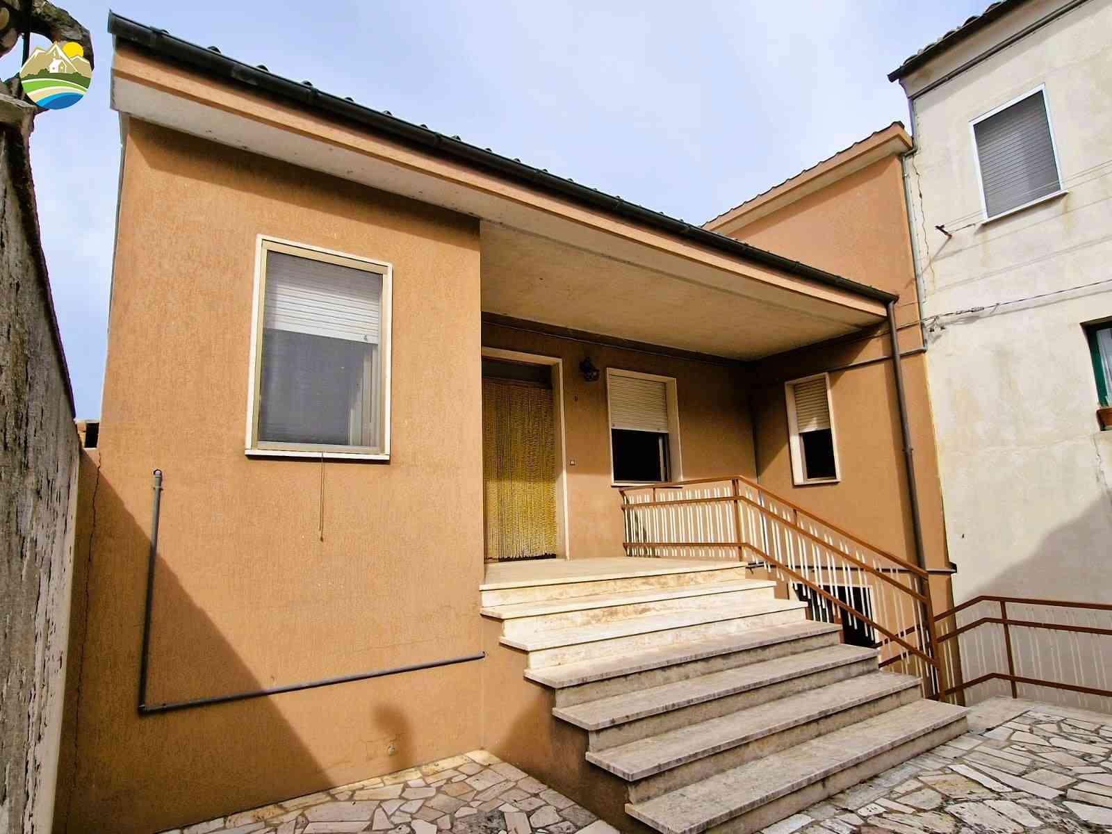 Townhouse Townhouse for sale Cellino Attanasio (TE), Casa Panoramica - Cellino Attanasio - EUR 95.065 640
