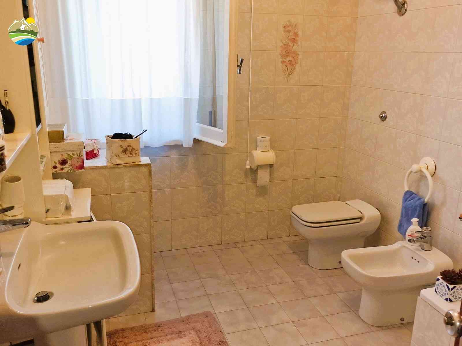Country Houses Country Houses for sale Castiglione Messer Raimondo (TE), Casa Mare e Monti - Castiglione Messer Raimondo - EUR 287.275 760