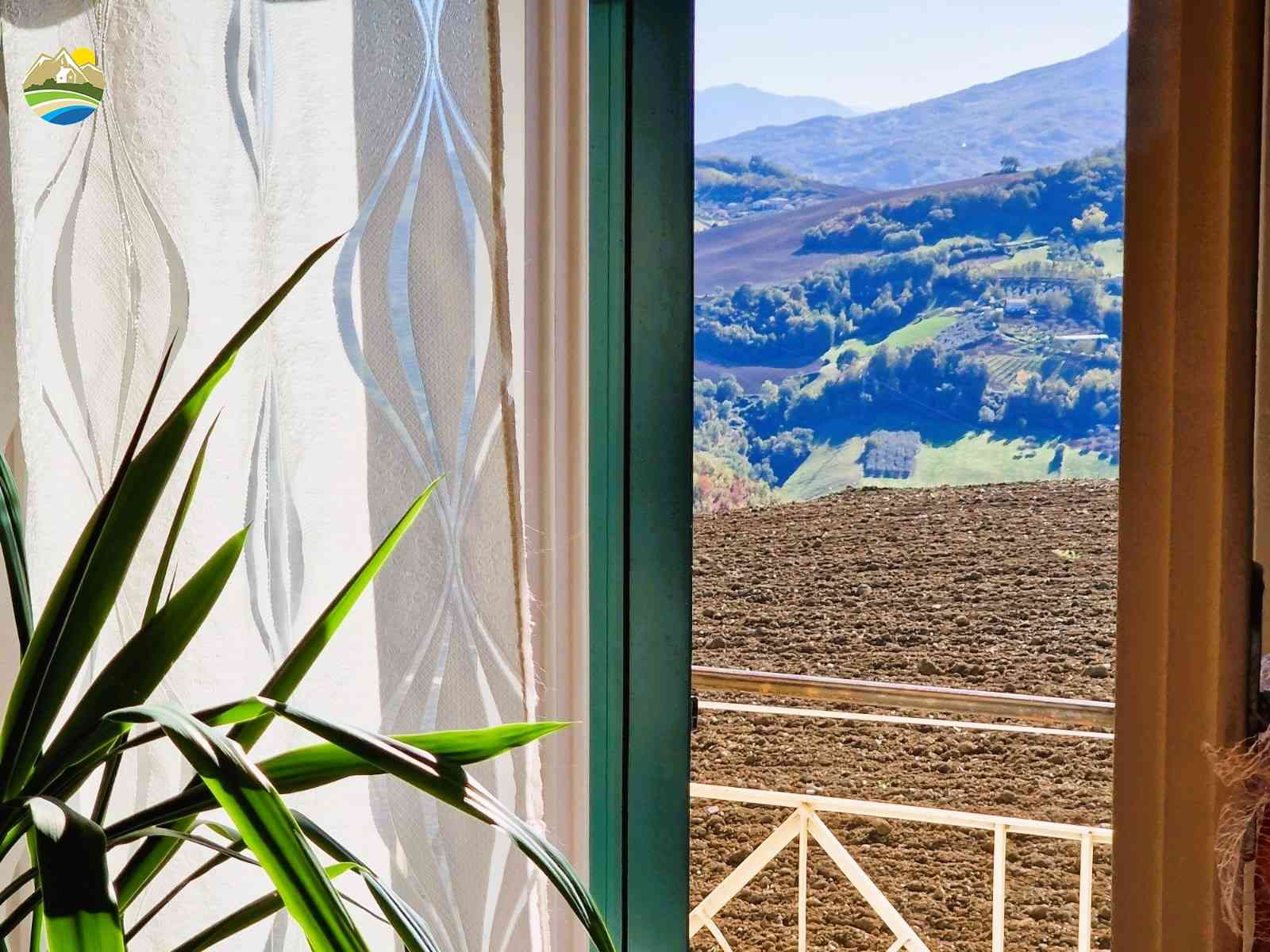 Country Houses Country Houses for sale Castiglione Messer Raimondo (TE), Casa Mare e Monti - Castiglione Messer Raimondo - EUR 287.275 800