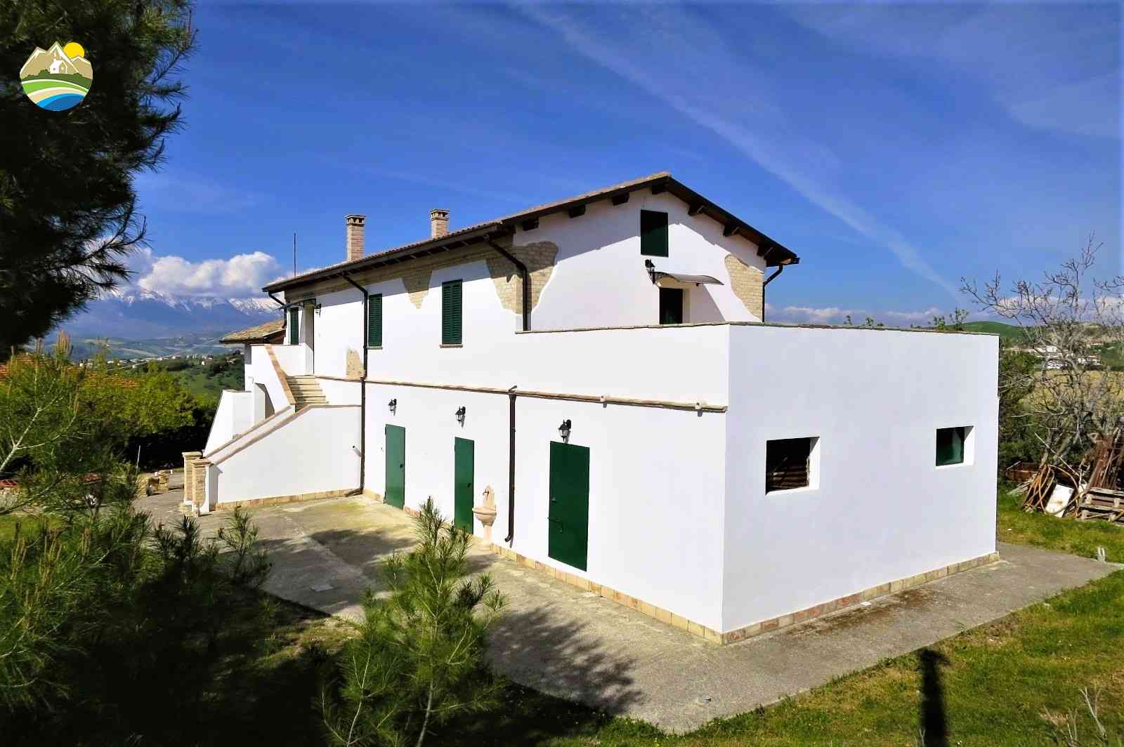 Country Houses Country Houses for sale Città Sant'Angelo (PE), Case delle Cicale - Città Sant'Angelo - EUR 270.890 10