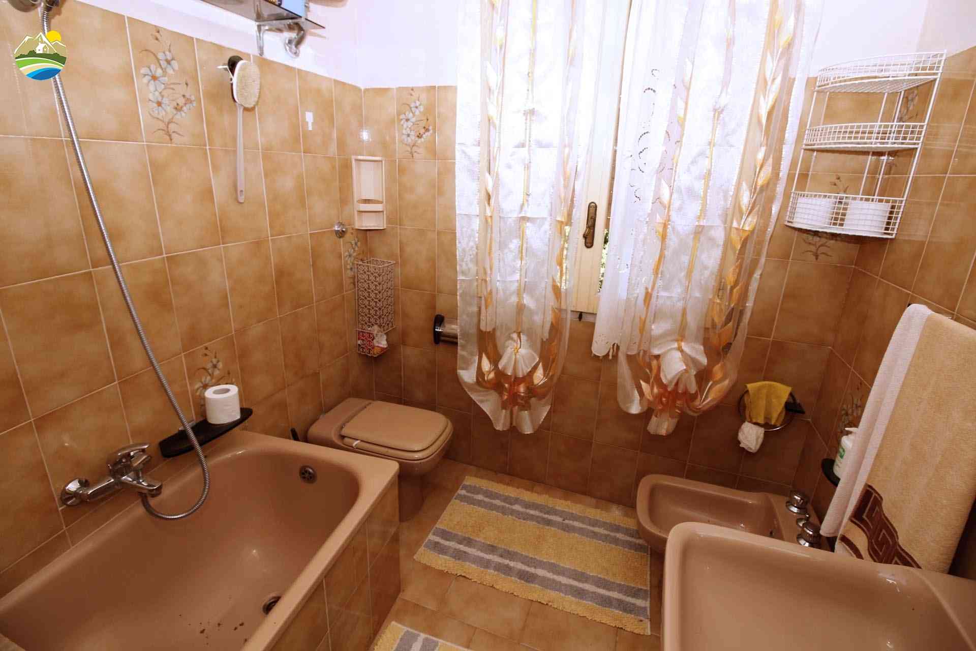 Country Houses Country Houses for sale Bisenti (TE), Casa Maria - Bisenti - EUR 136.824 720