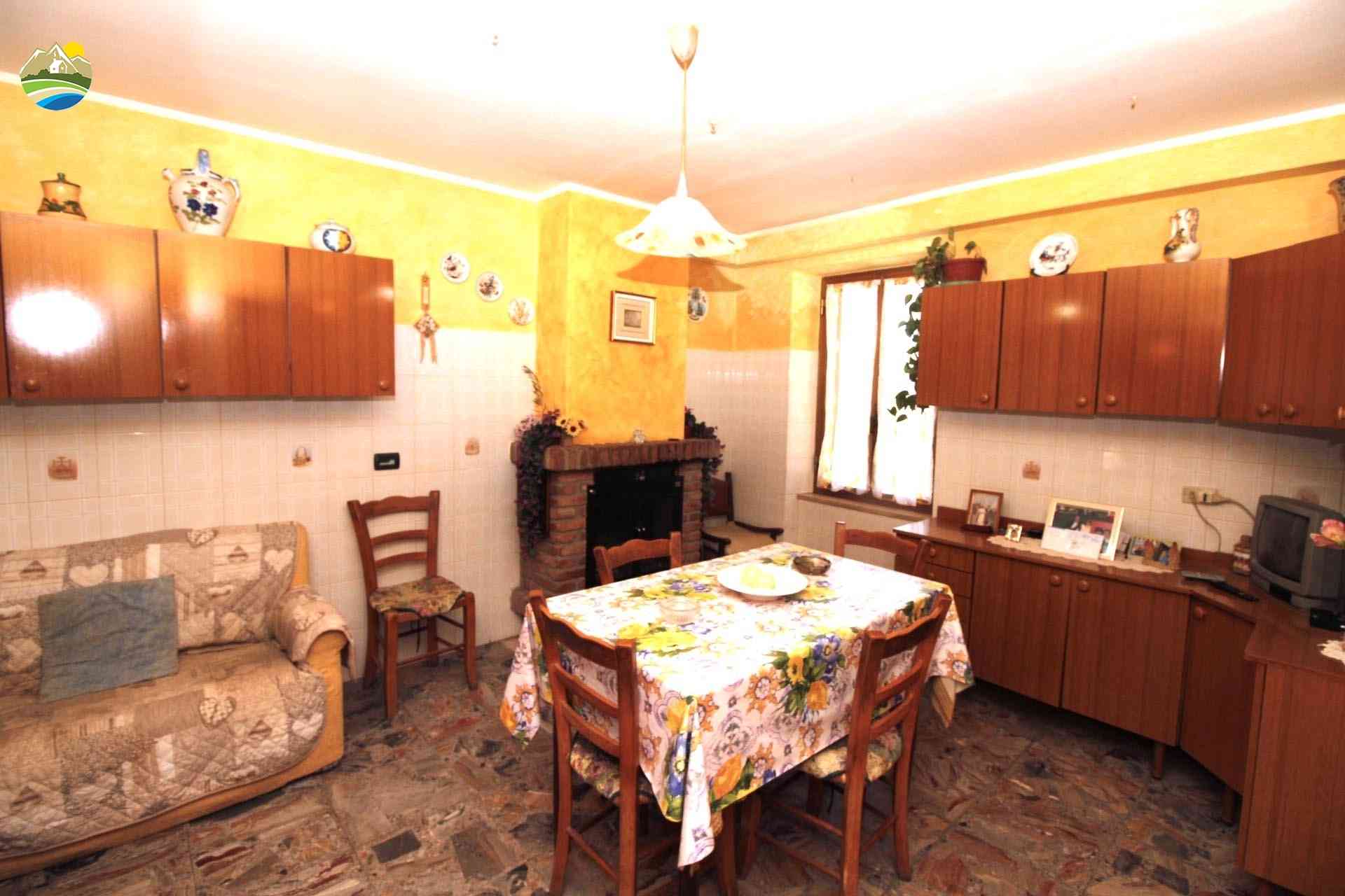 Country Houses Country Houses for sale Bisenti (TE), Casa Maria - Bisenti - EUR 127.354 780