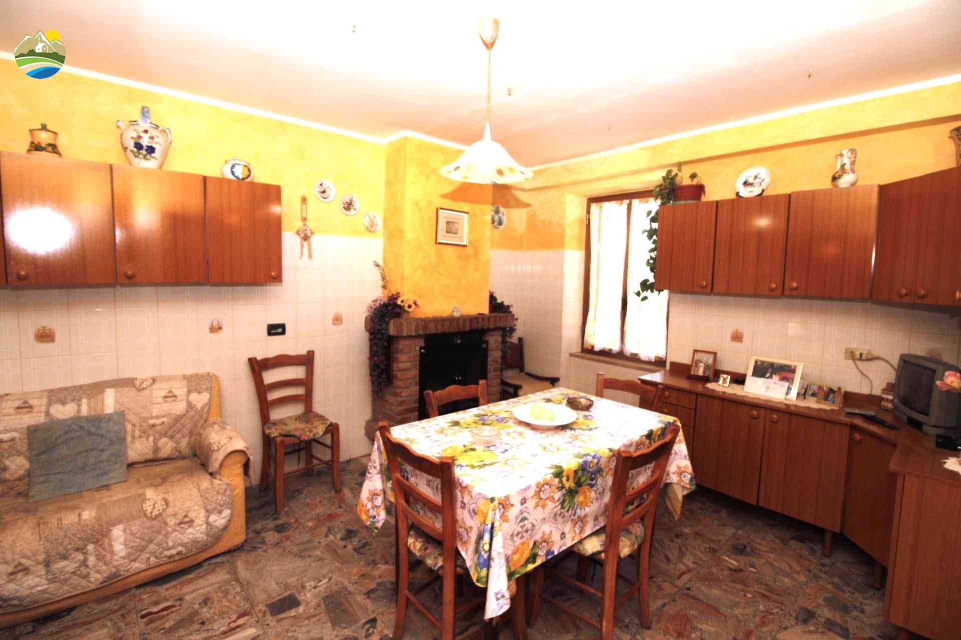 Country Houses Country Houses for sale Bisenti (TE), Casa Maria - Bisenti - EUR 136.824 780