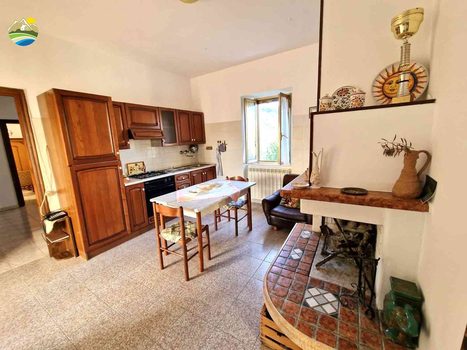 Country Houses Country Houses for sale Cellino Attanasio (TE), Tenuta Vallerossa - Cellino Attanasio - EUR 242.405 590