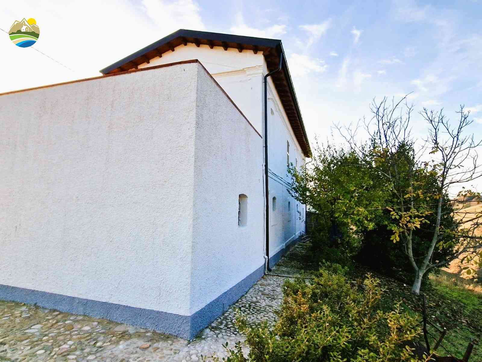 Country Houses Country Houses for sale Cellino Attanasio (TE), Tenuta Vallerossa - Cellino Attanasio - EUR 242.405 800