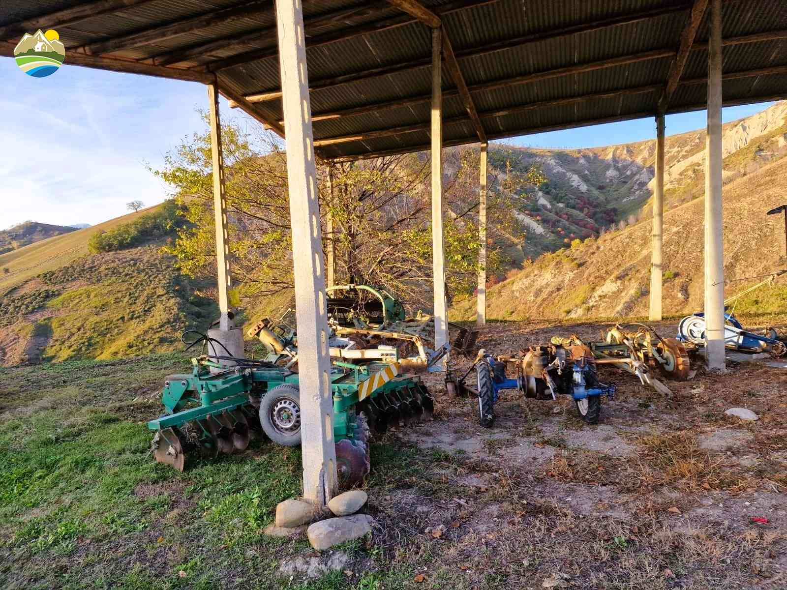 Country Houses Country Houses for sale Cellino Attanasio (TE), Tenuta Vallerossa - Cellino Attanasio - EUR 242.405 840